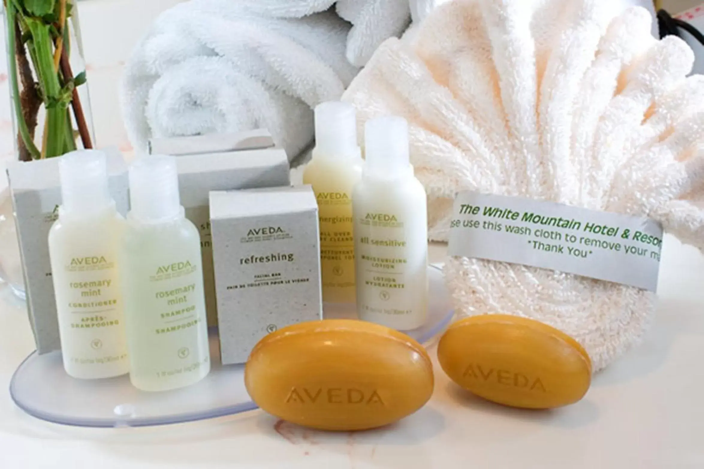 Mountain View Room Two Double Beds in White Mountain Hotel and Resort Mountain View Room Two Double Beds in White Mountain Hotel and Resort