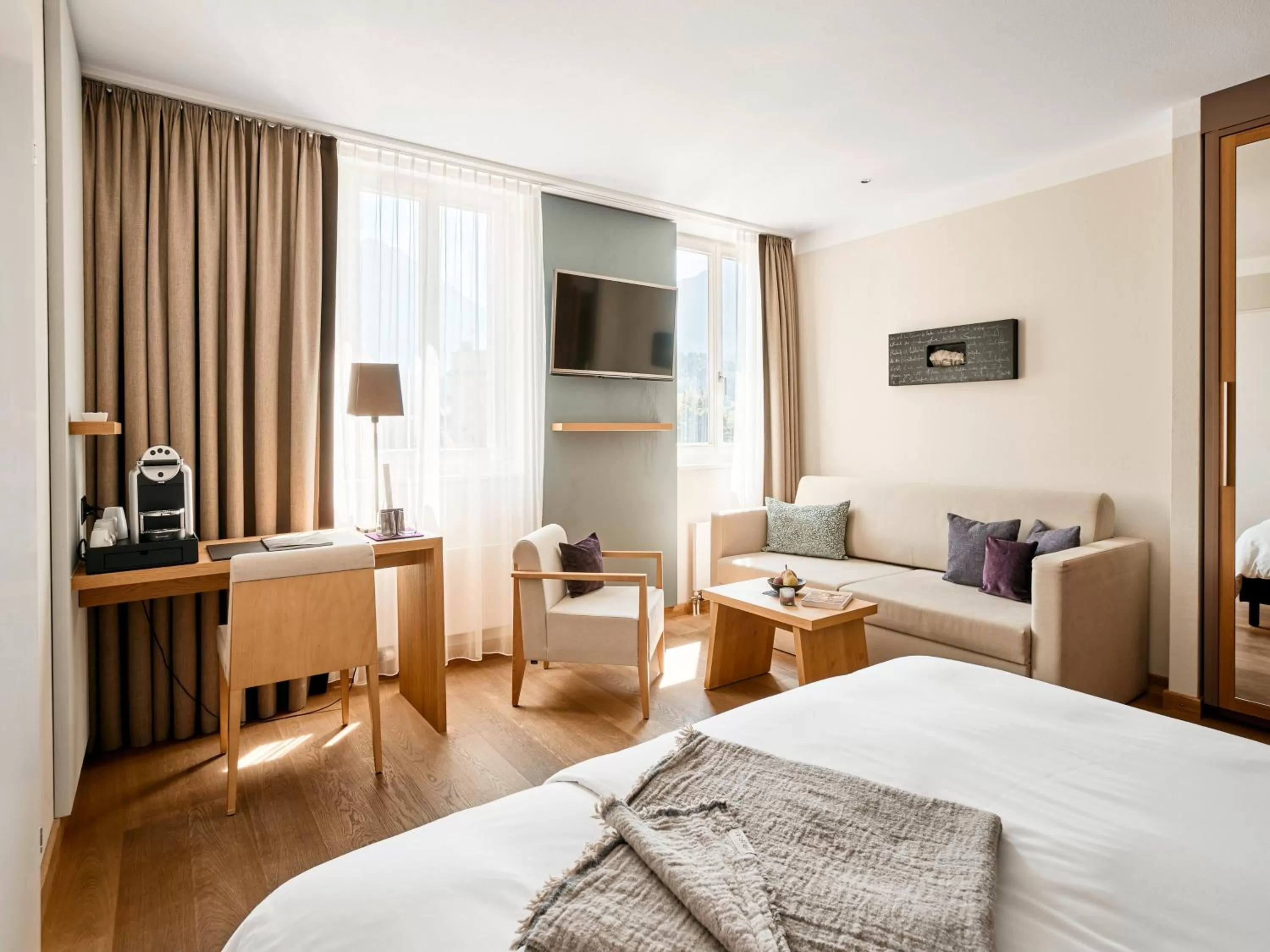 Photo of the whole room, Bed in Victoria - Alpine Boutique Hotel & Fine Dining