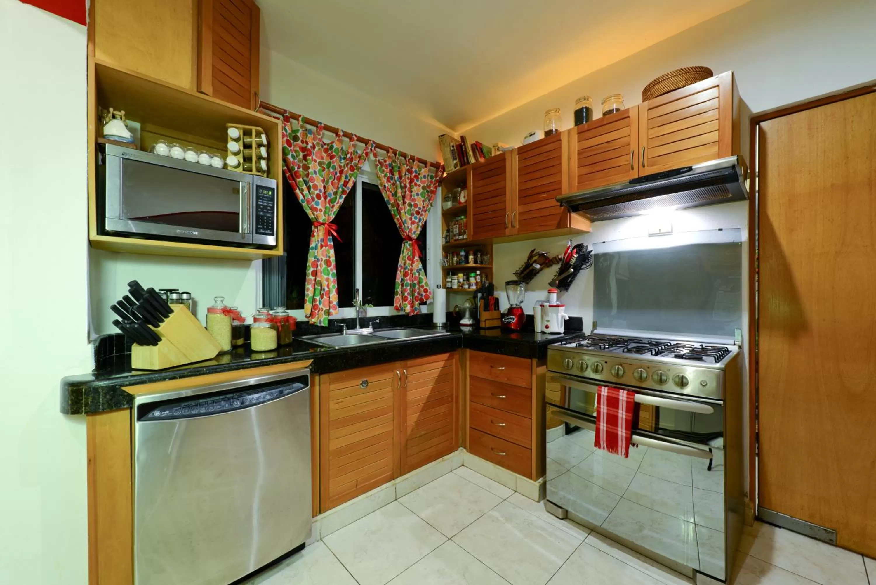 Photo of the whole room in B&B Mom's House