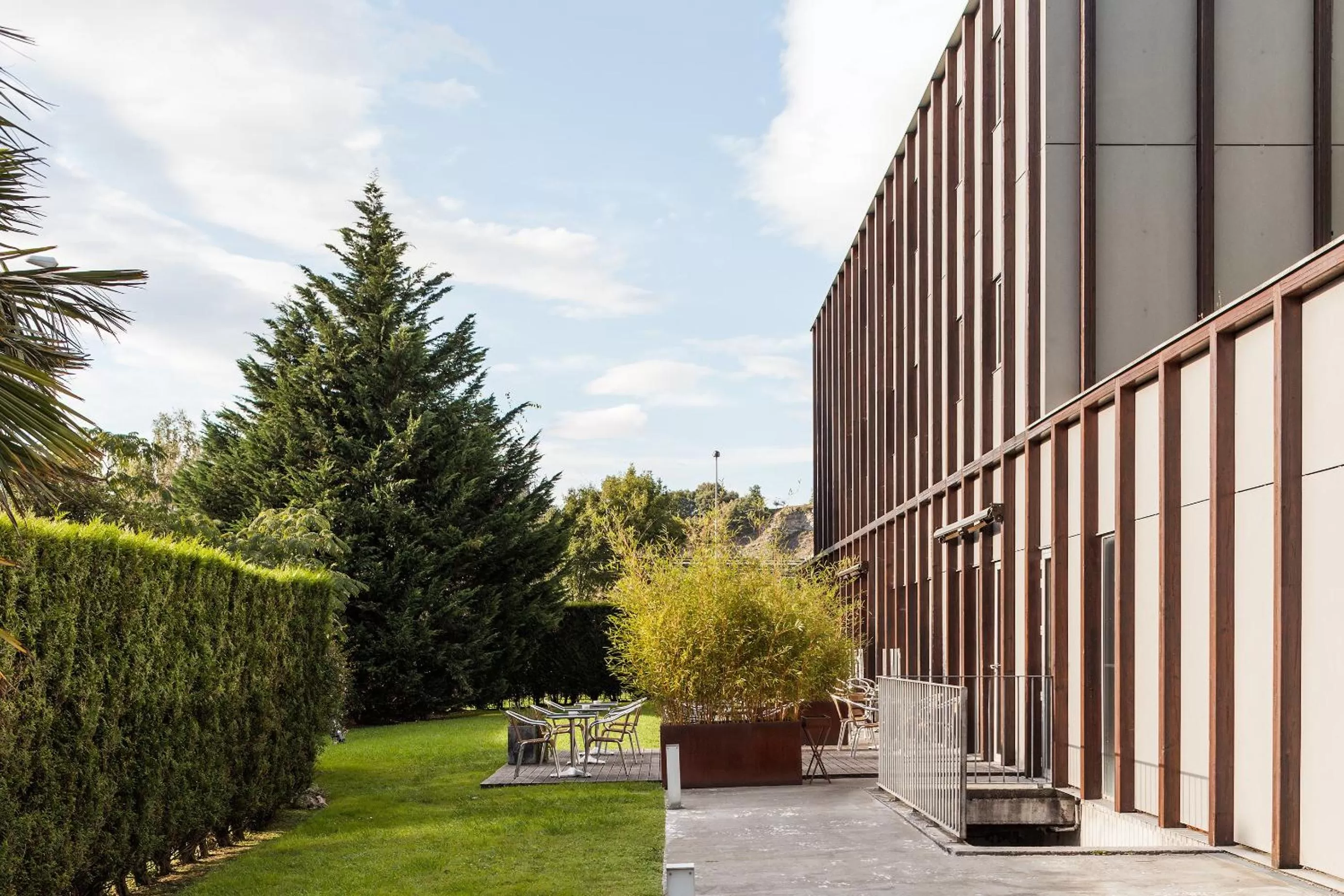Facade/entrance in ETH Irún