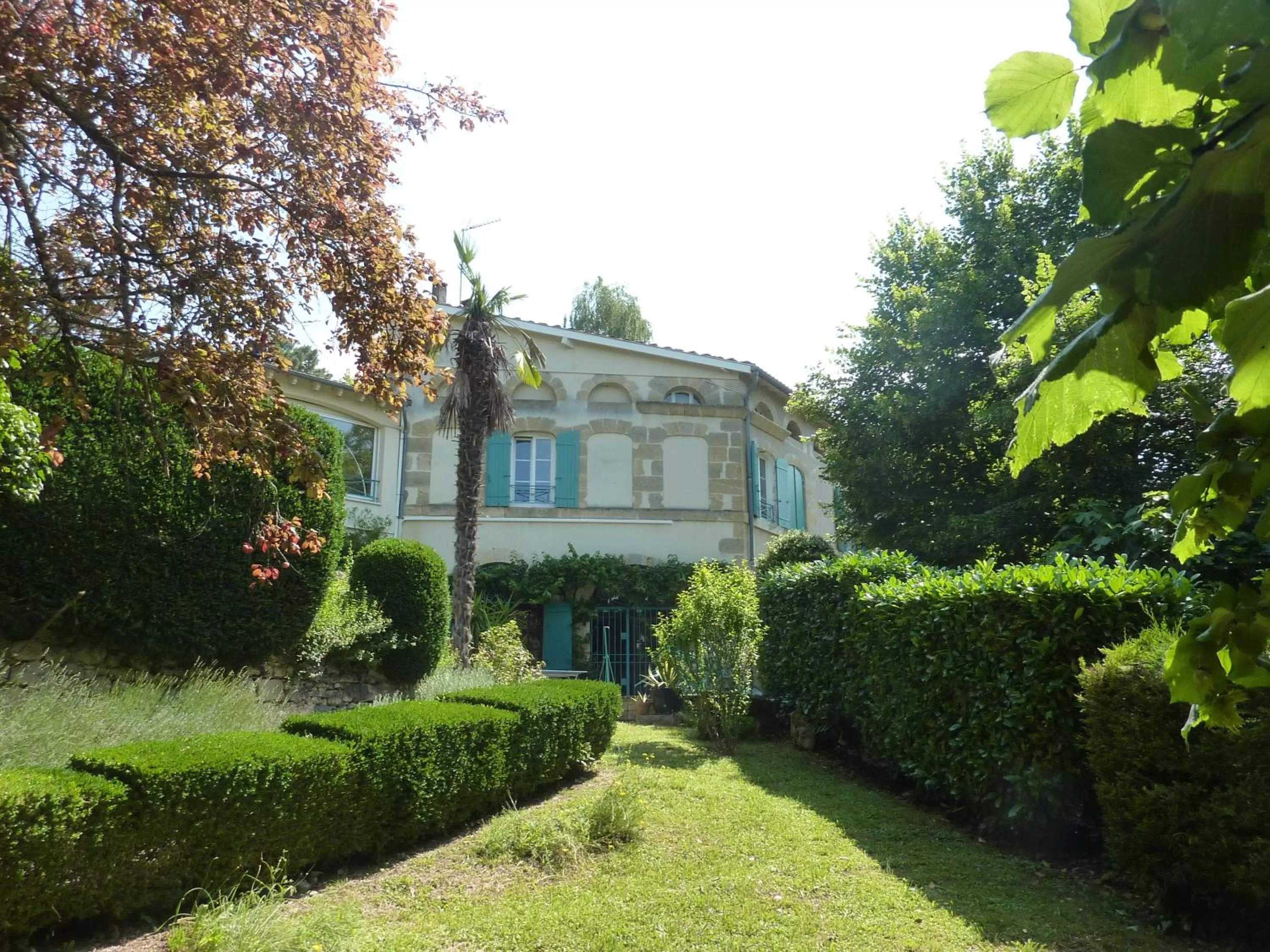 Property Building in Beaux Chênes