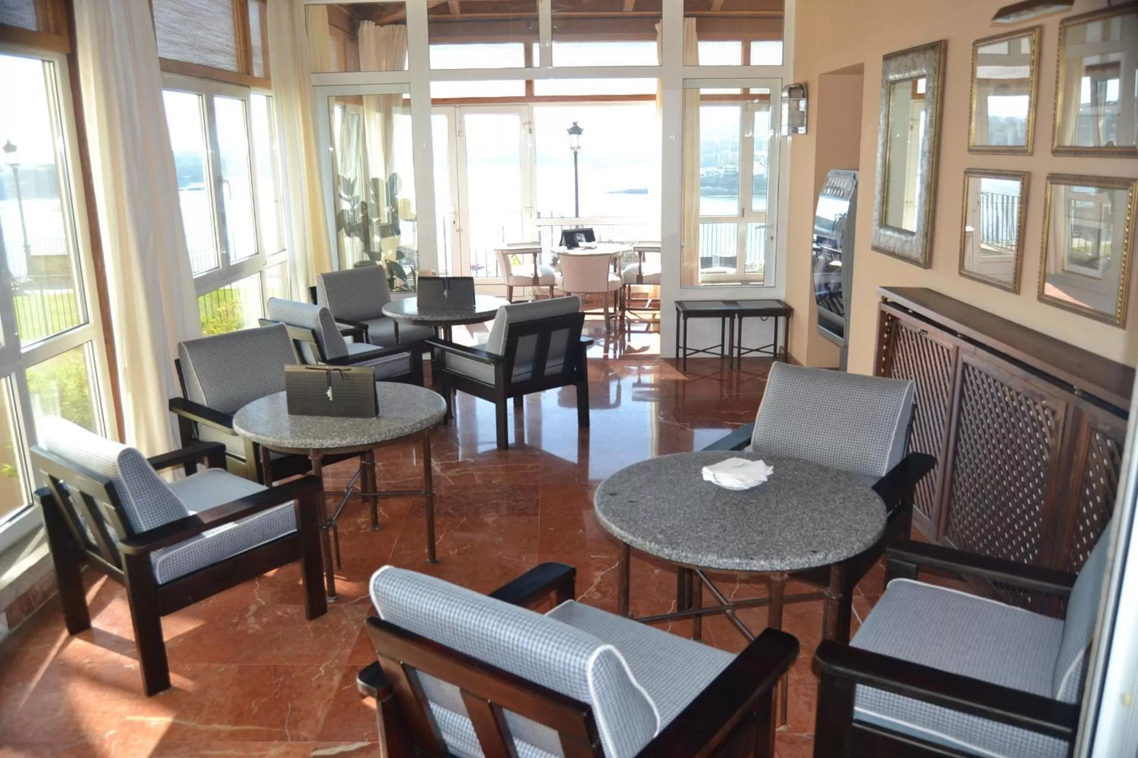 Lounge or bar in Parador de Ribadeo