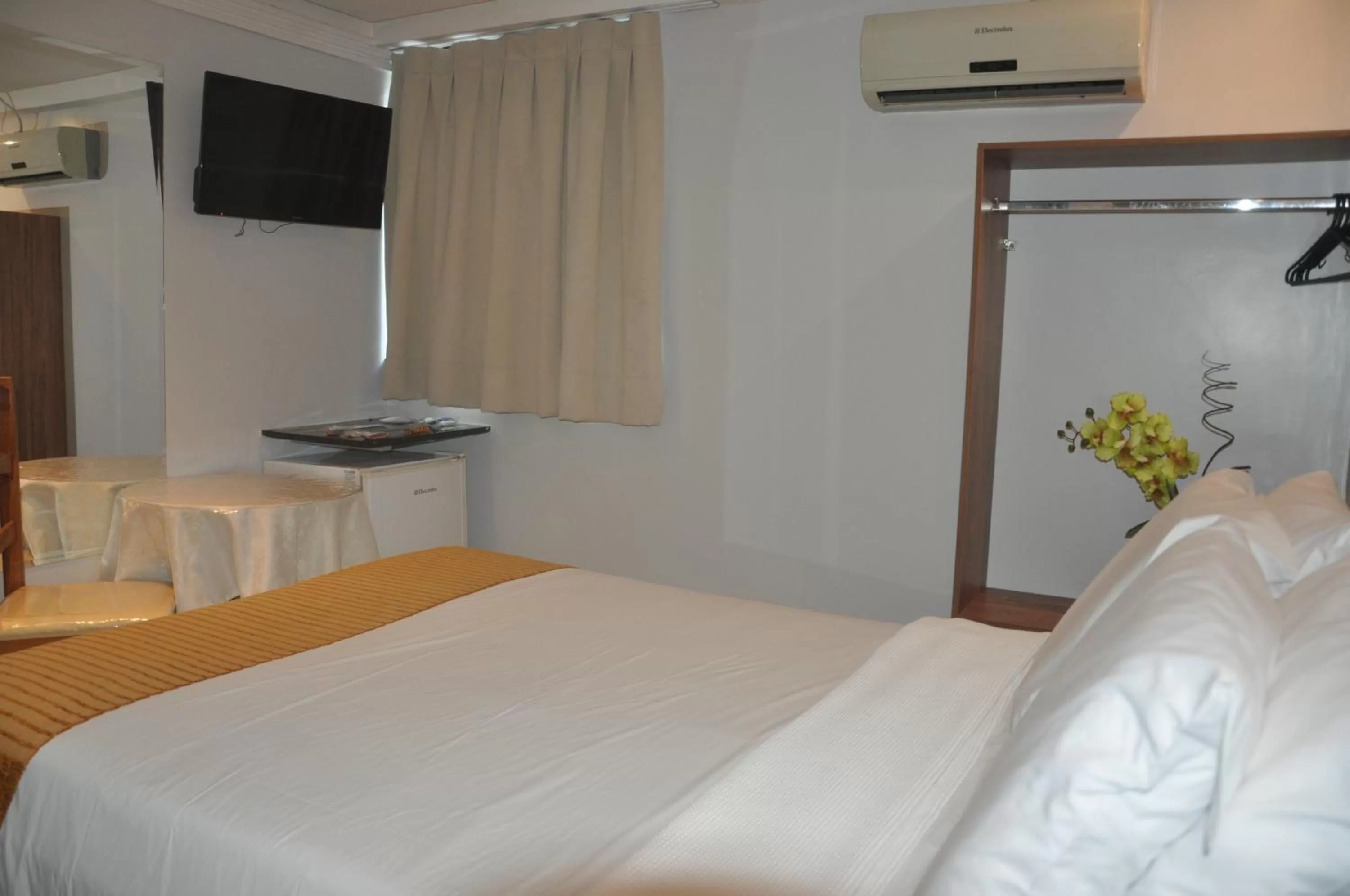 Bed in Hotel Sempre Bahia