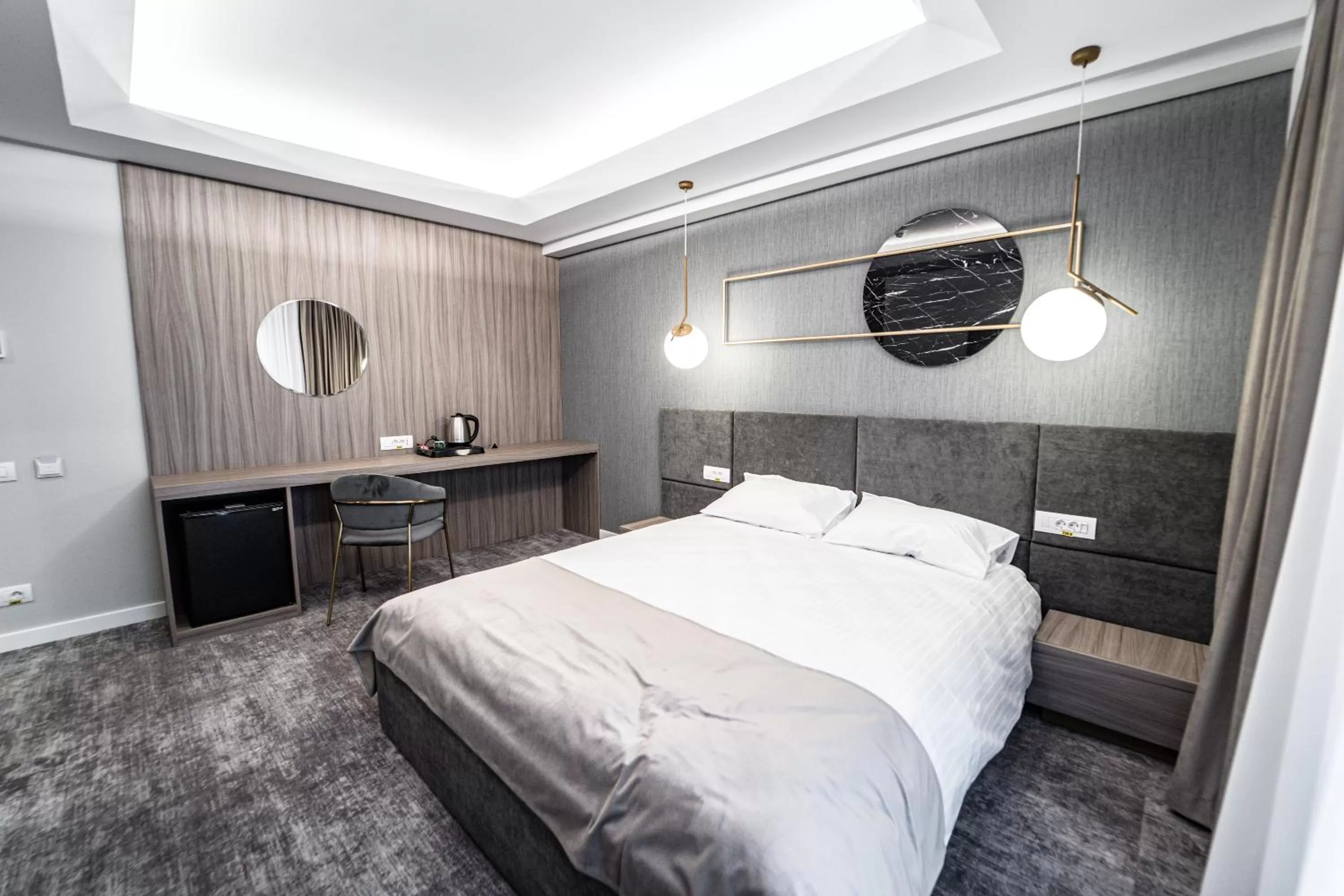 Bedroom, Bed in Hotel Caprice