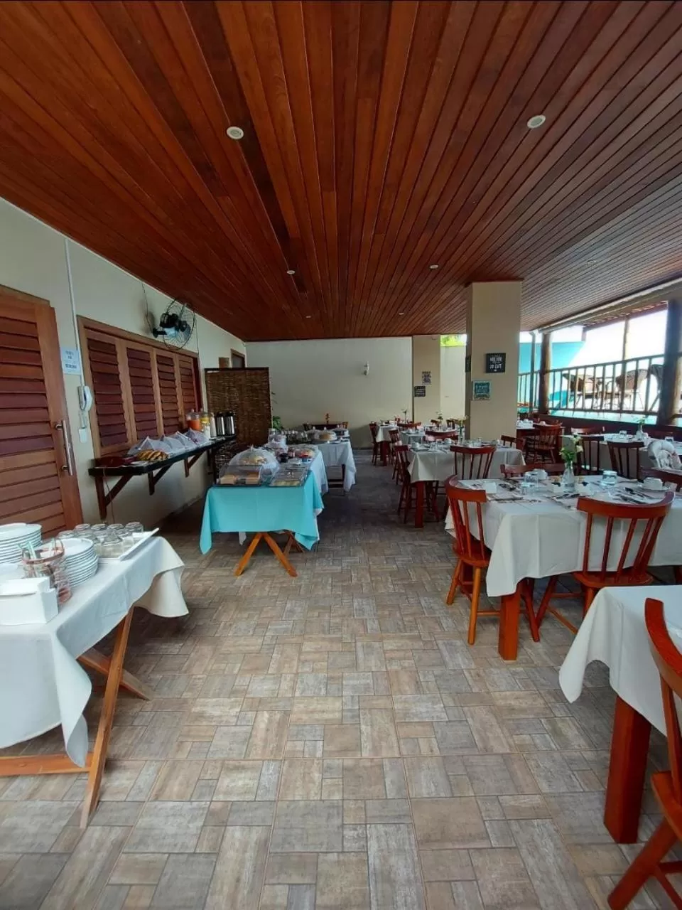 Restaurant/places to eat in Pousada Pé na Areia Gostoso