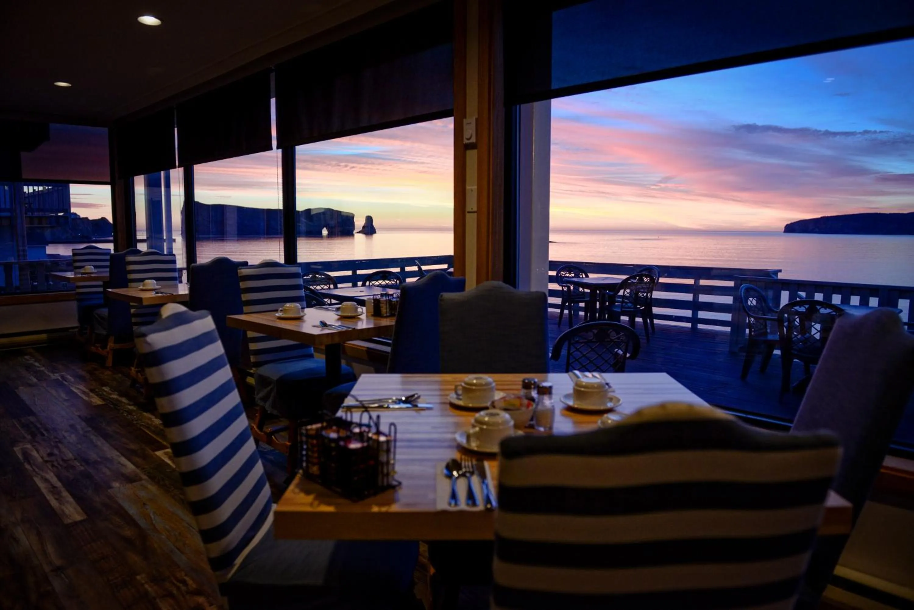 Restaurant/places to eat in Riotel Perce