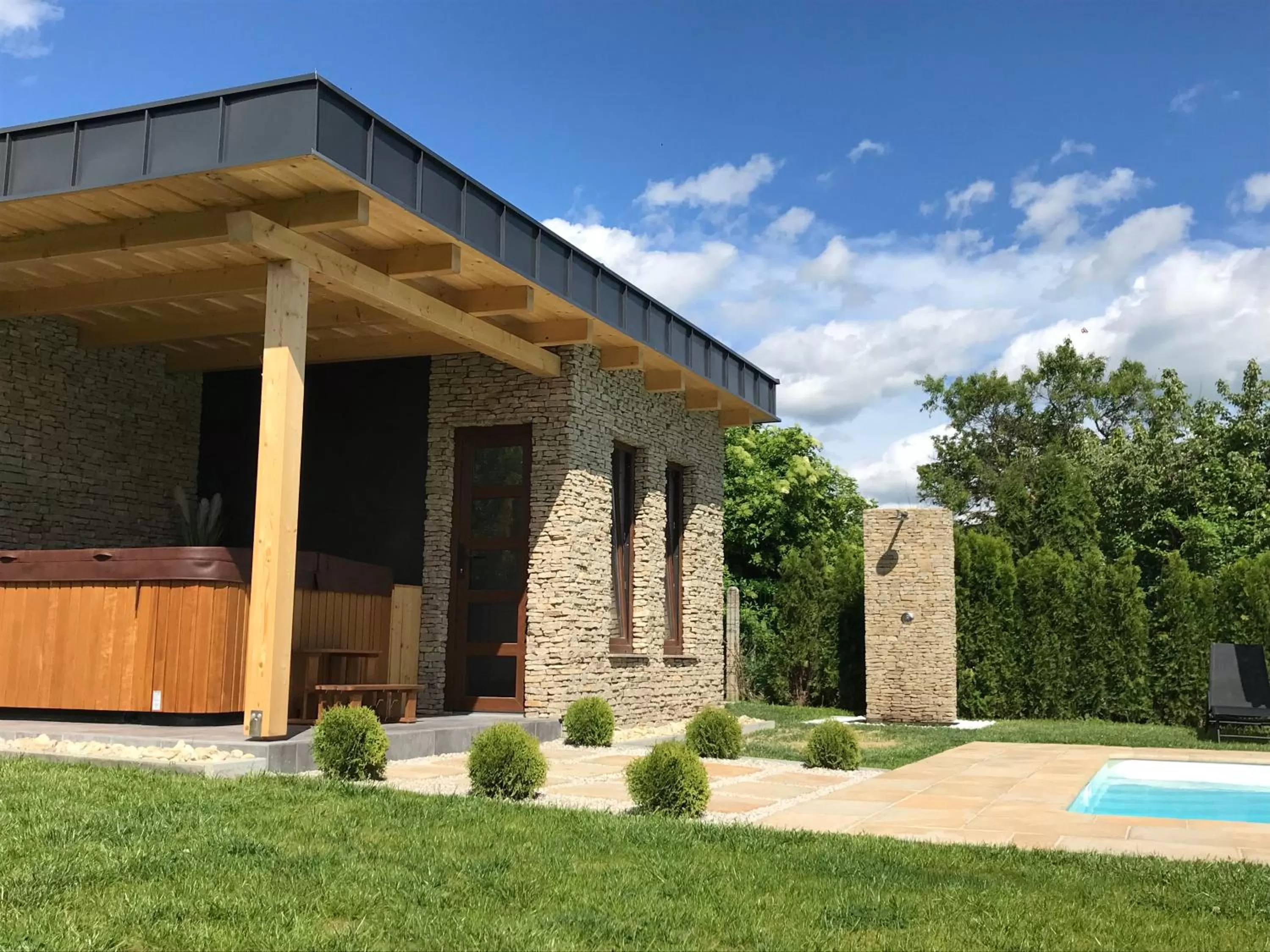 Garden in Villa Aruba & Private SPA Suites