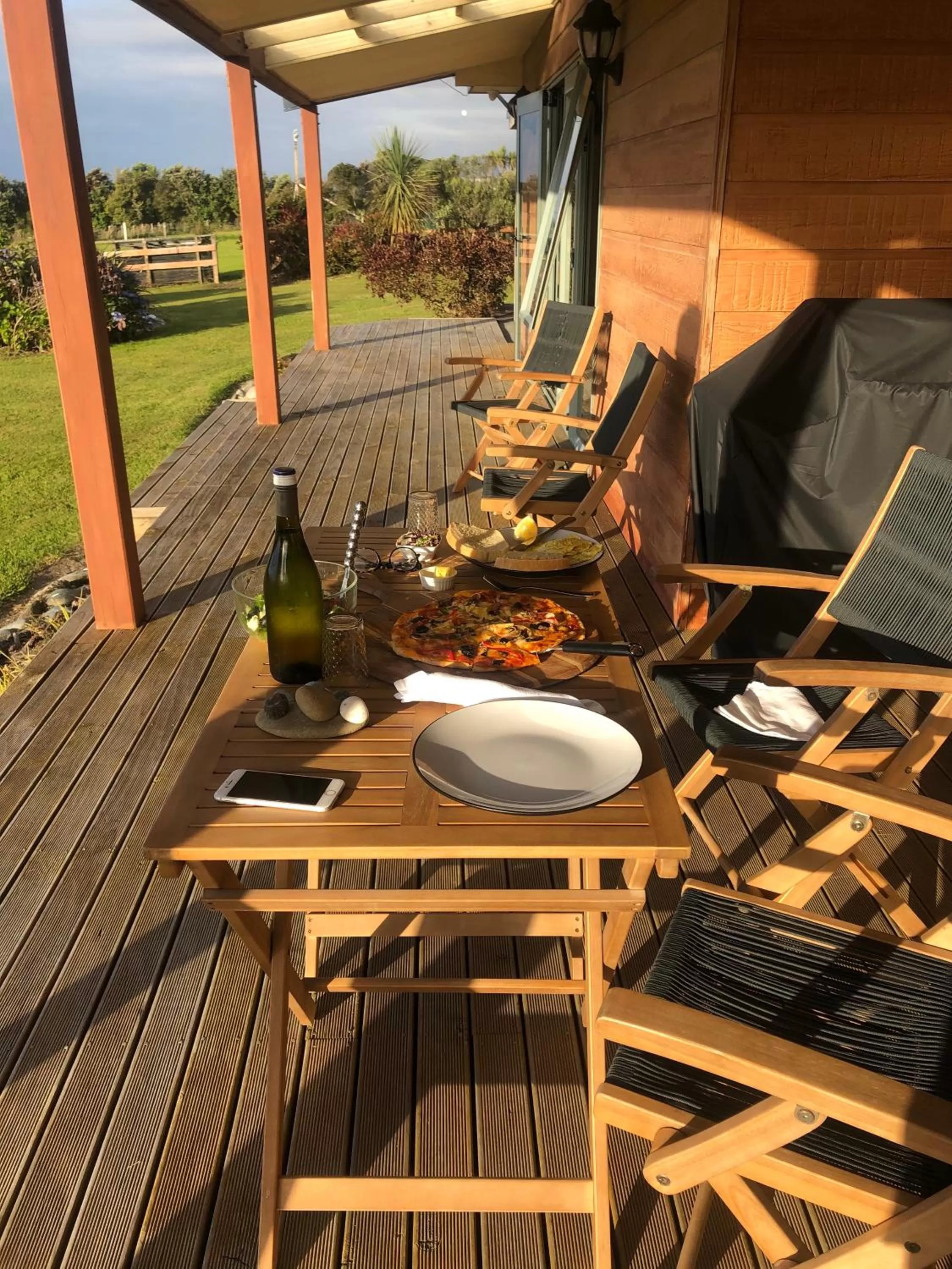 Restaurant/places to eat in Awatuna Sunset Lodge