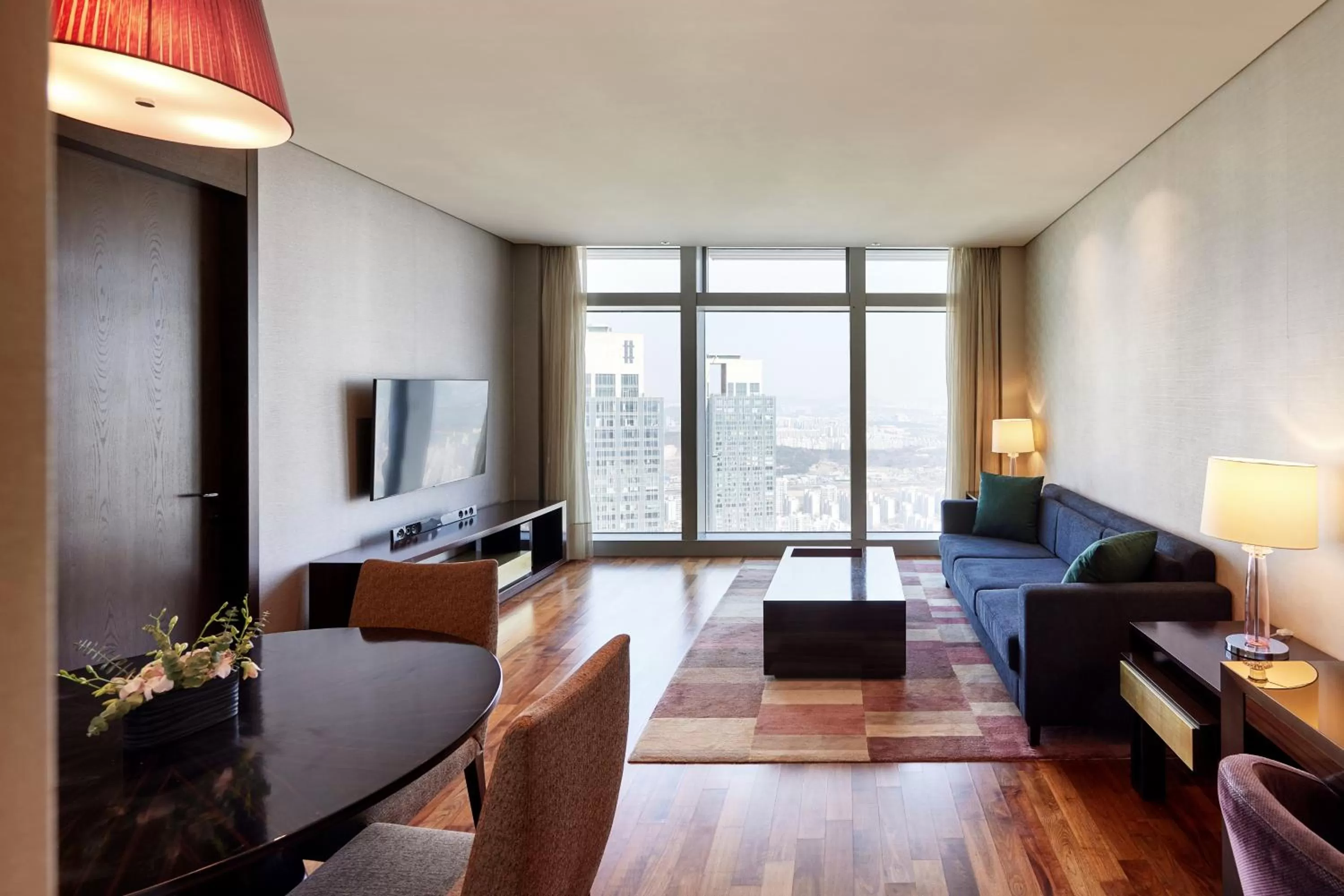 Living room in Oakwood Premier Incheon