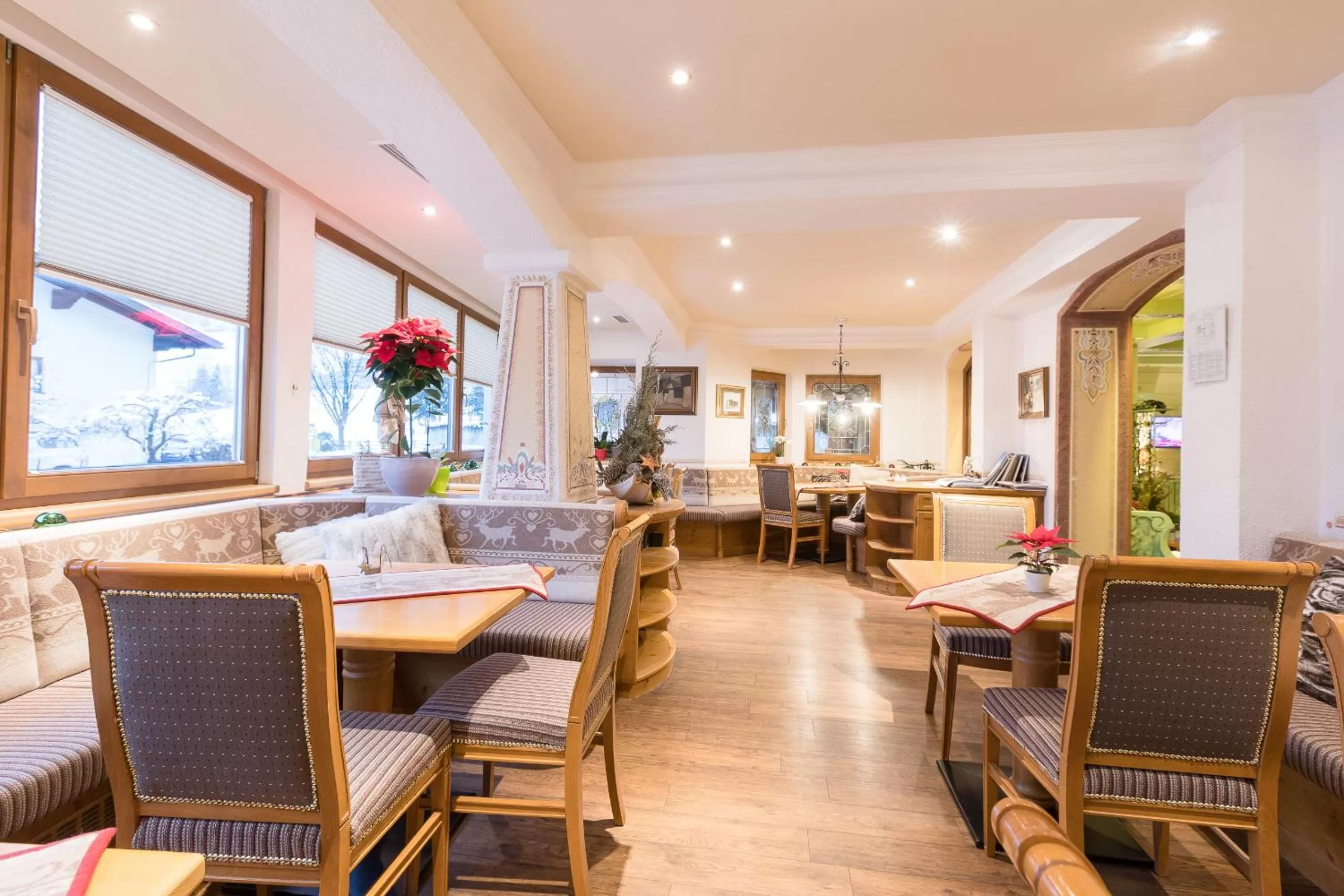 Restaurant/places to eat in Alpenhotel Tirolerhof