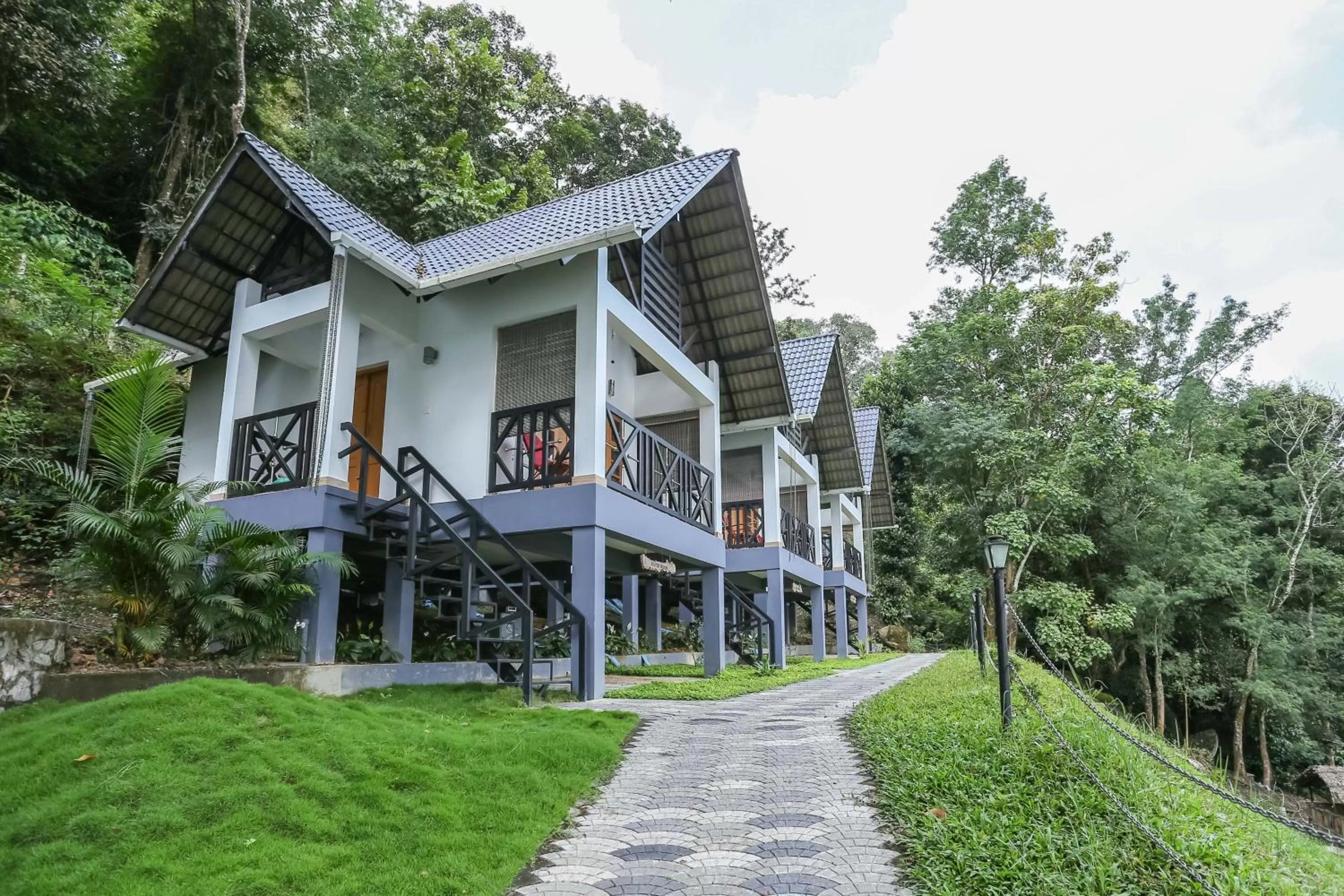 Property Building in Woodrose Resort