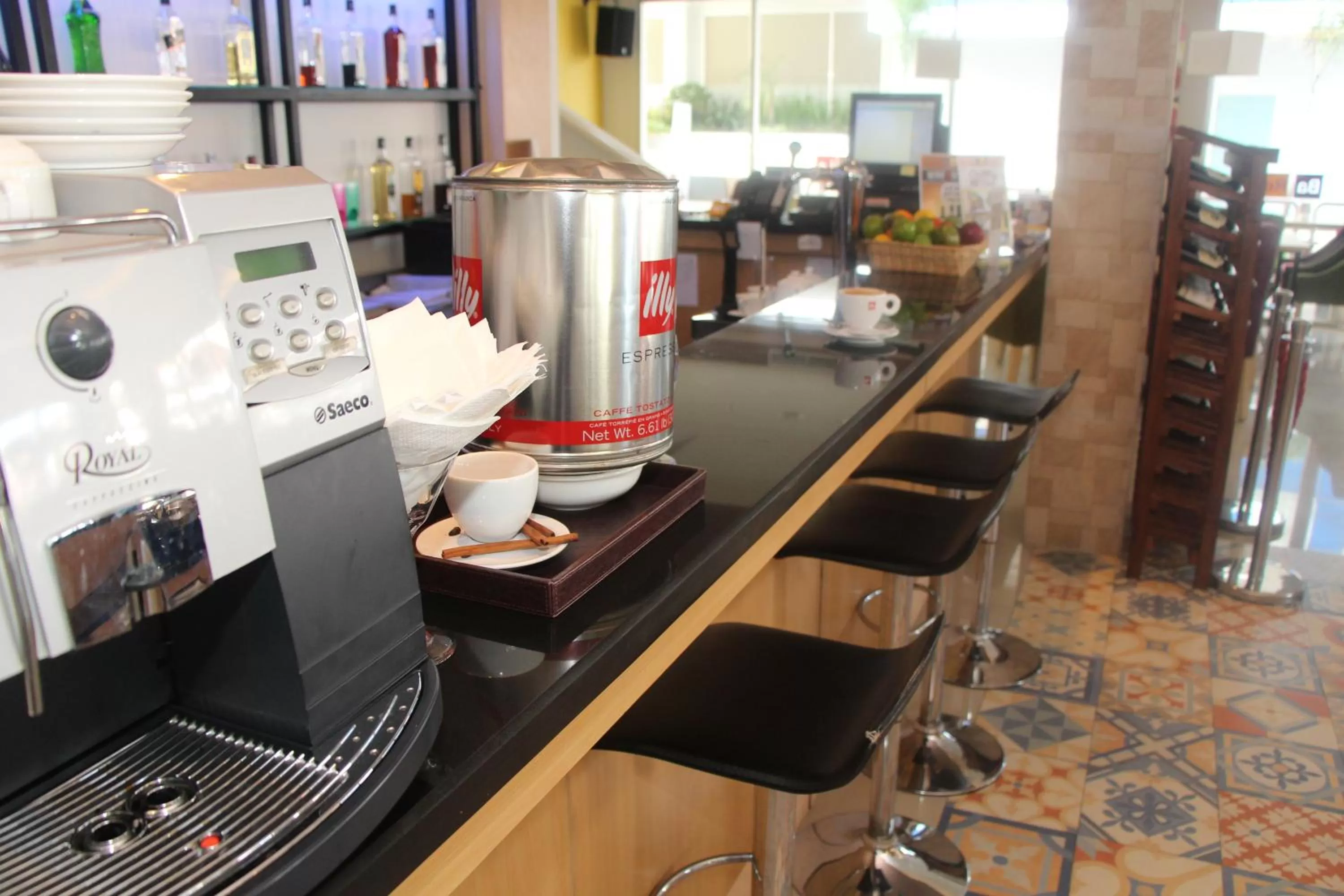 Lounge or bar in Swiss-Belinn Balikpapan