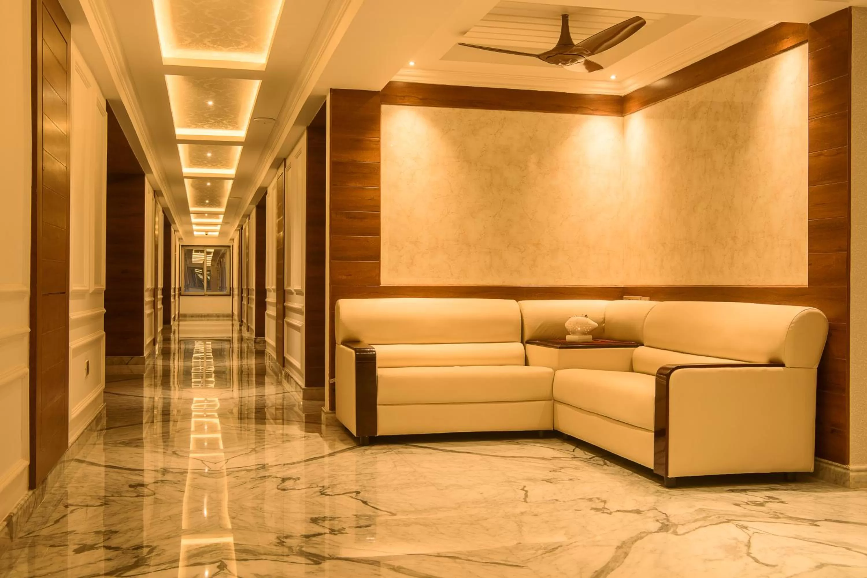 View (from property/room), Seating Area in White Lotus Hotel