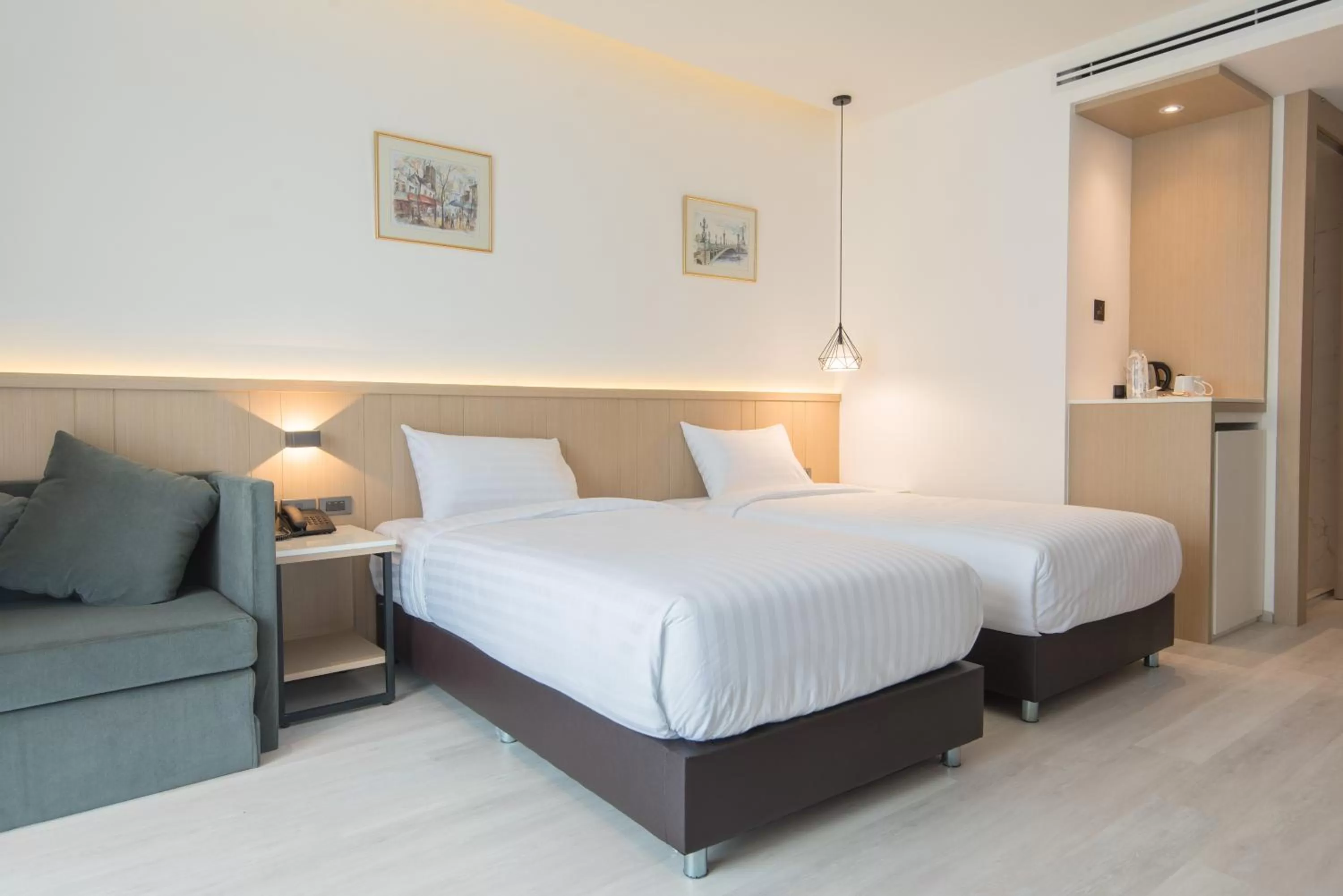 Bed in Madison Bangkok Hotel