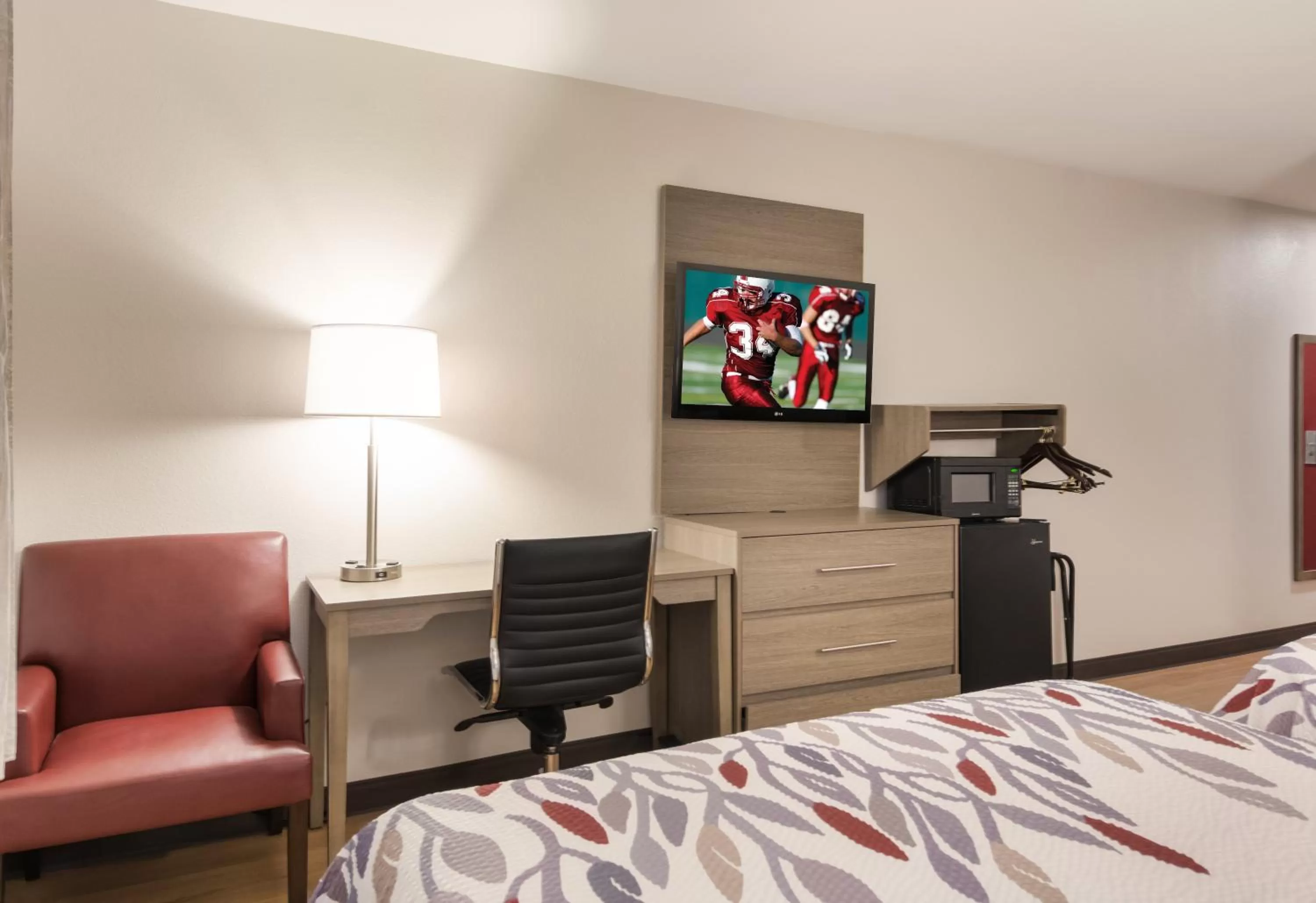 Photo of the whole room in Red Roof Inn Chester