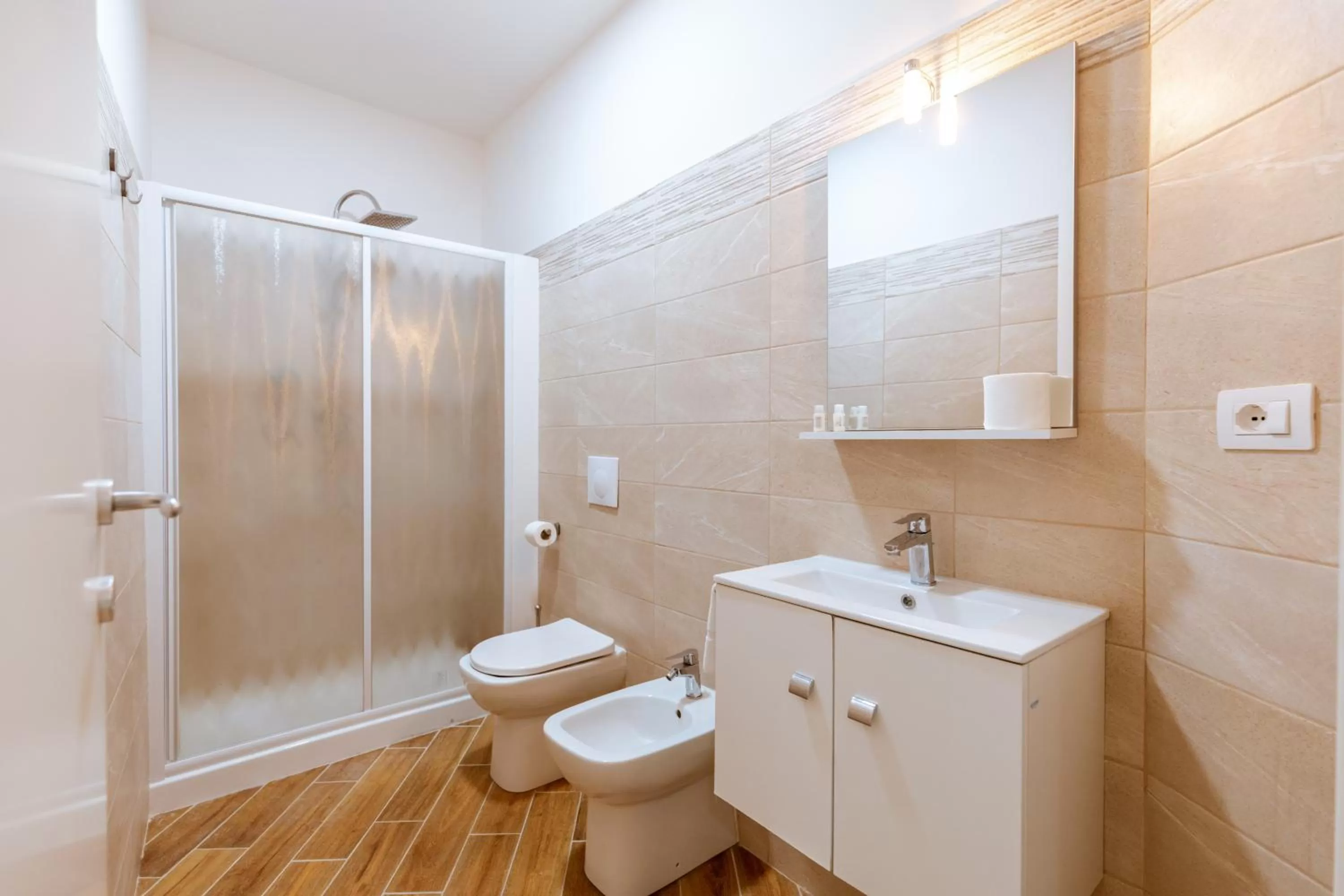 Bathroom in Central House - Apartments in Naples