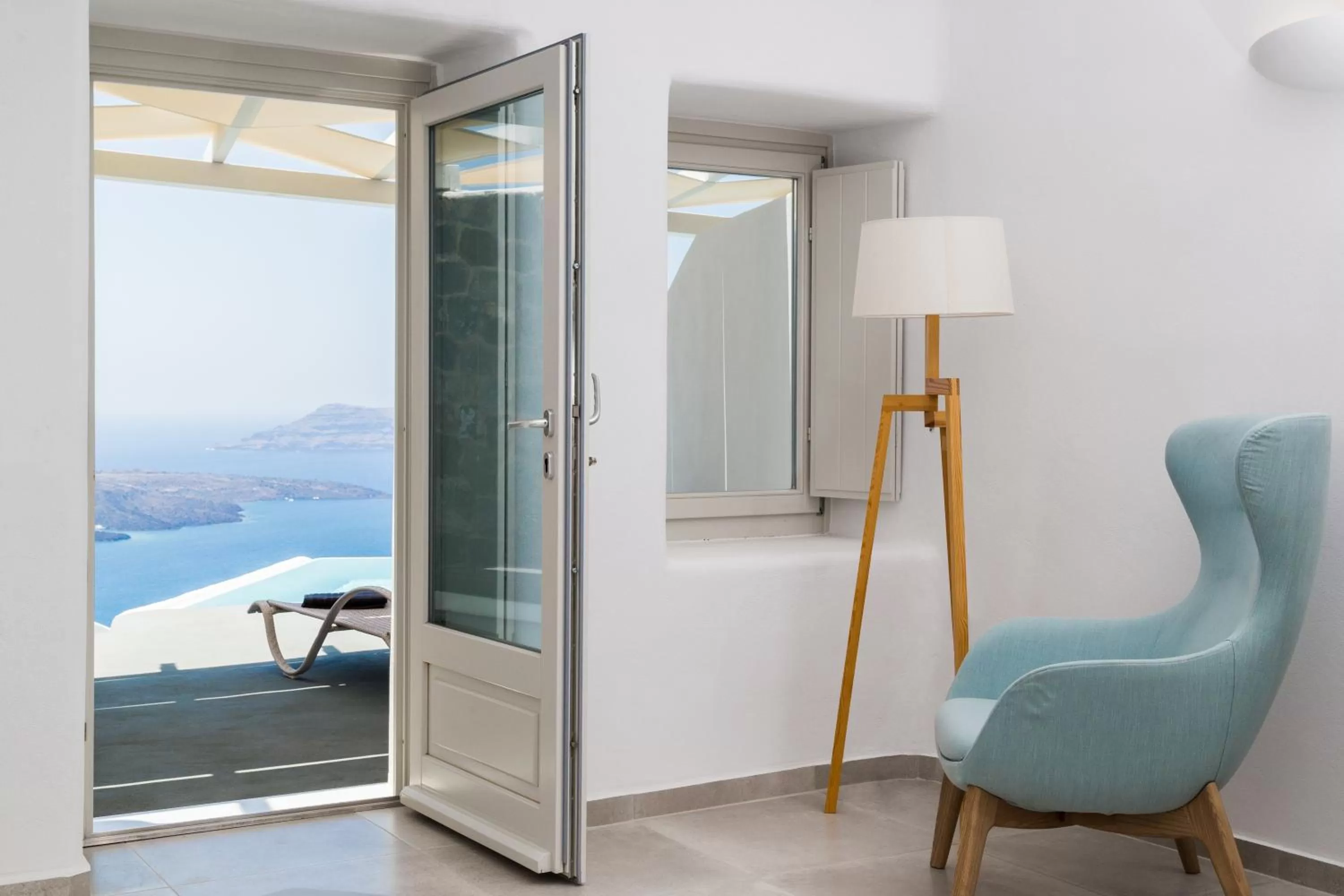 Living room in Adamant Suites