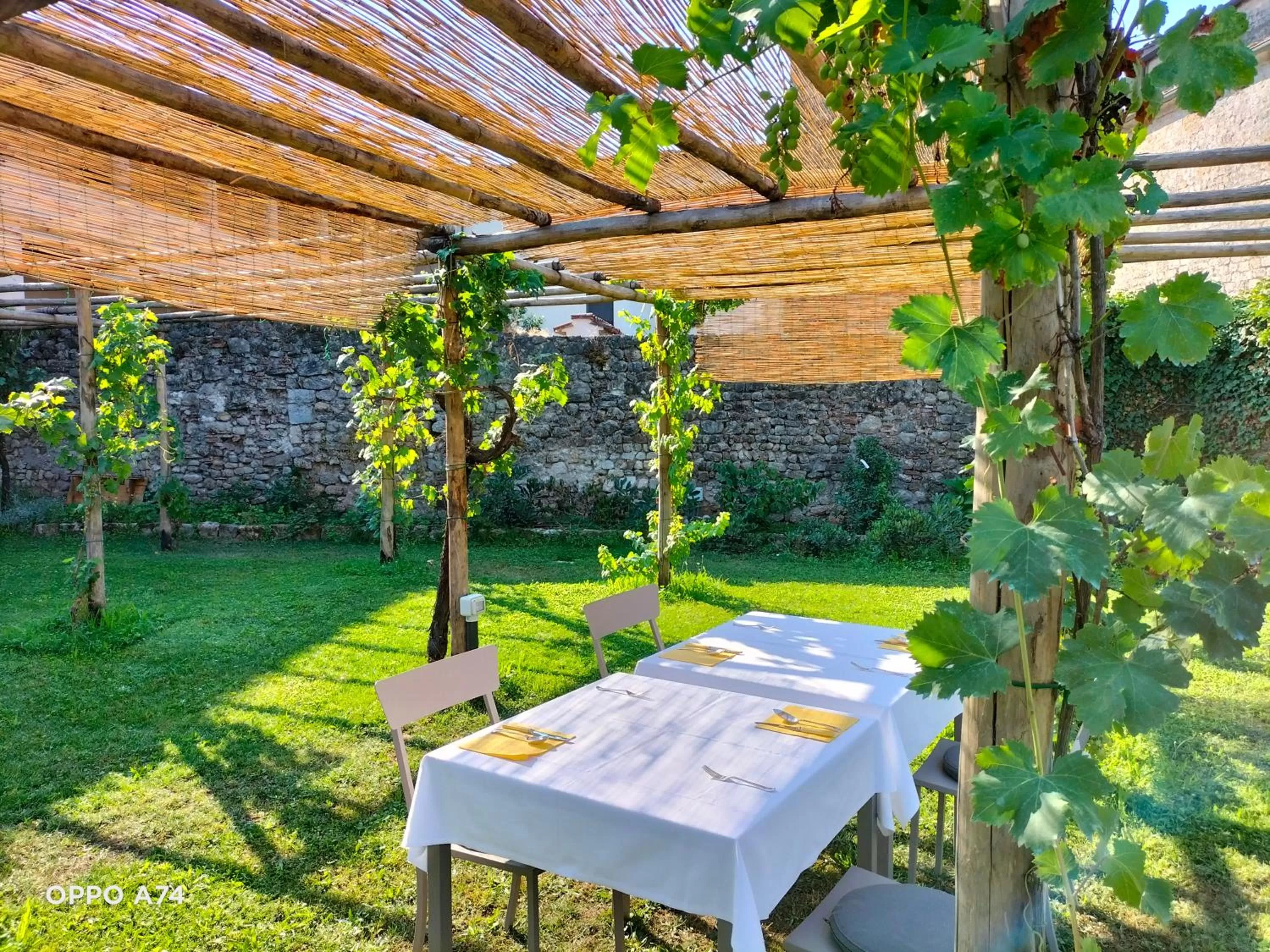Garden view in Badia Giulia Prestigious Historical B&B, Camaiore - Adults Only - No Pets
