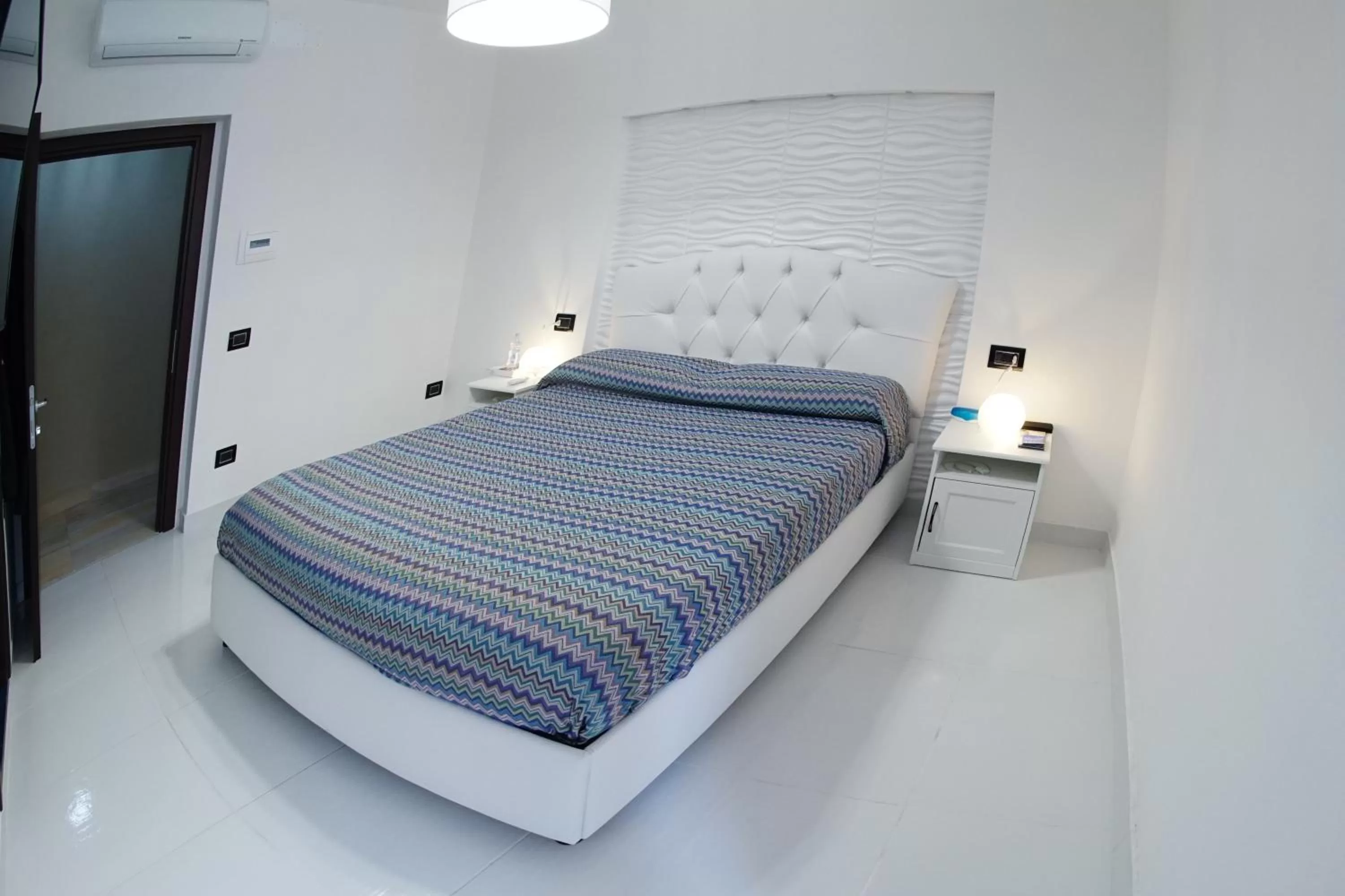 Bedroom, Bed in Beverello Suite