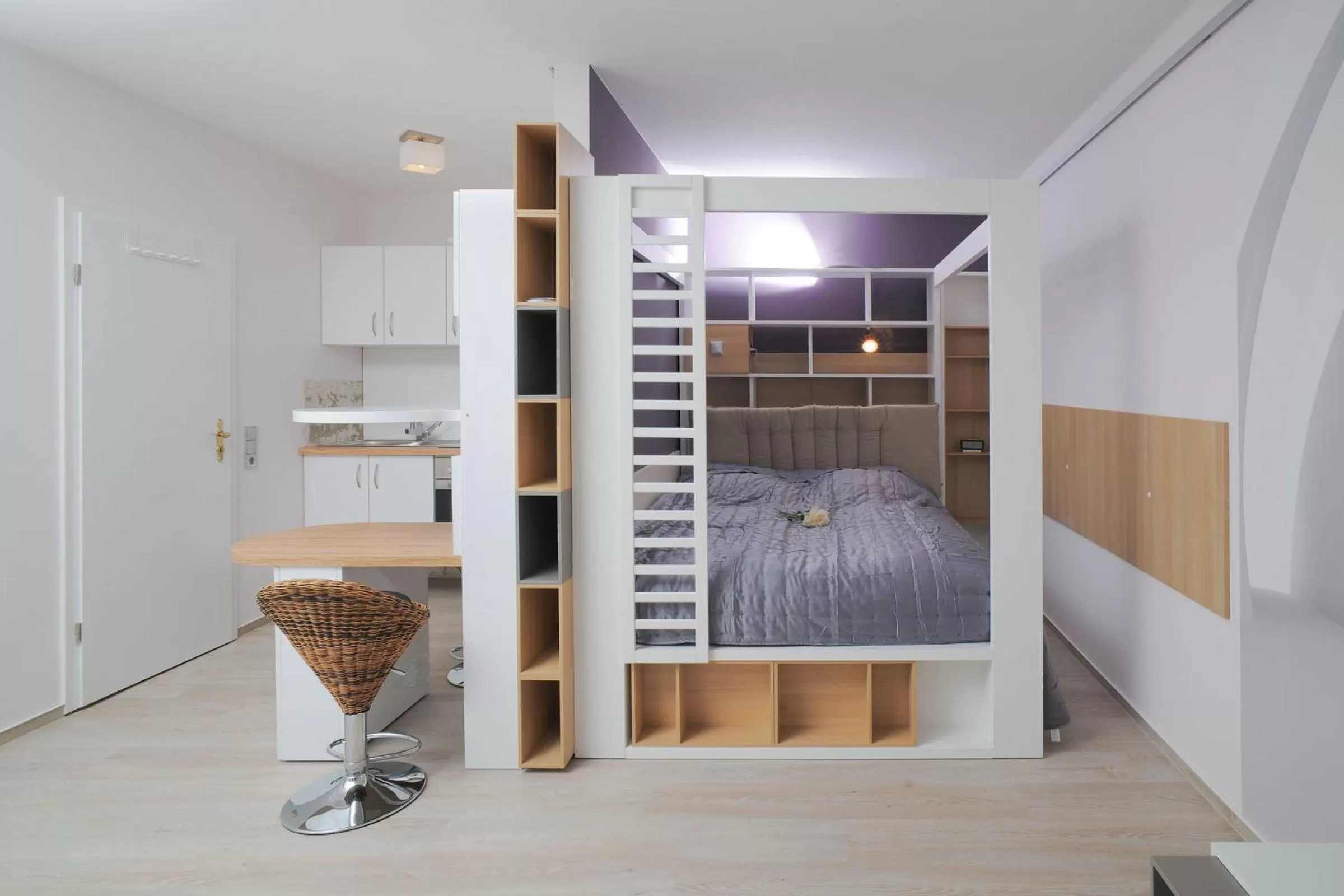 Decorative detail, Bed in Designpension Idyll Nr2 Hotel Garni