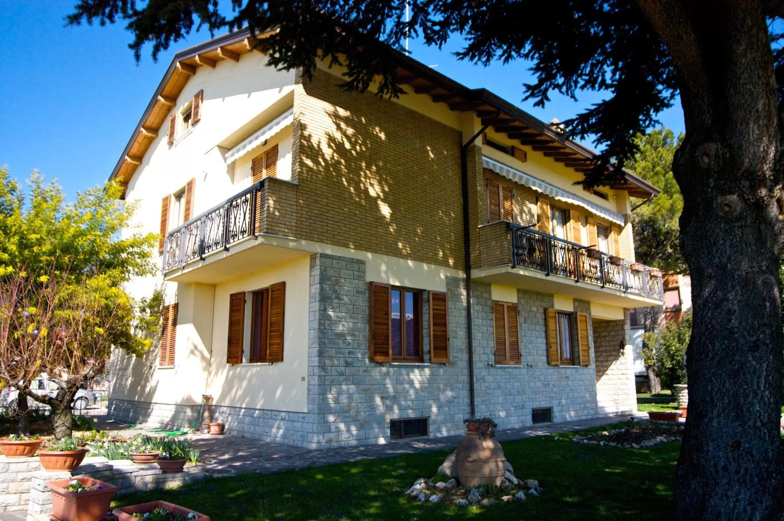 Facade/entrance, Property Building in B&B Le Stagioni