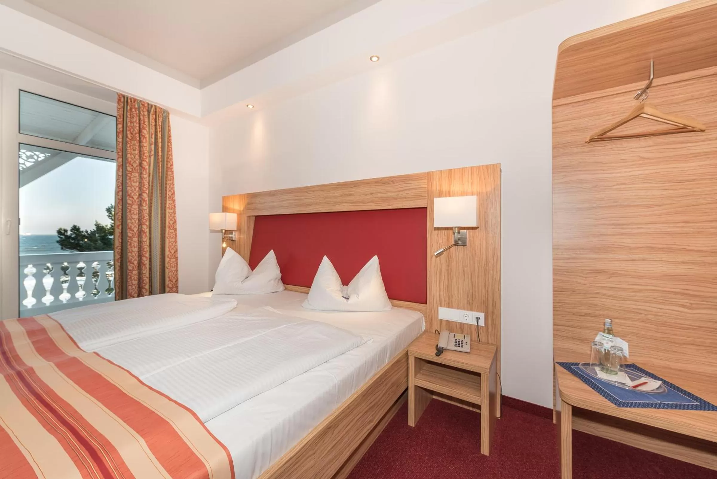 Day, Bed in Strandhotel zur Promenade