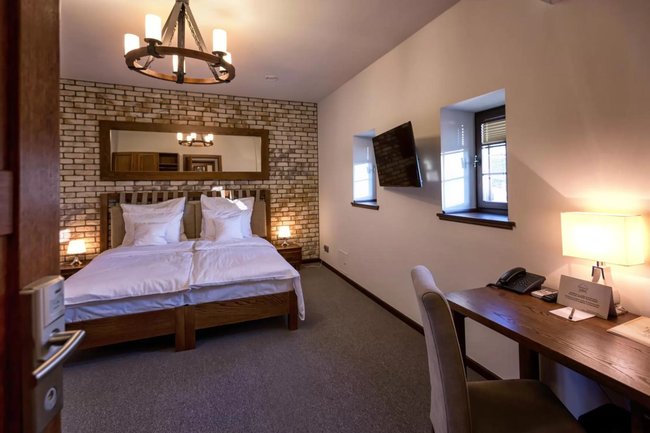 Photo of the whole room, Bed in Hotel & Spa **** Kasztel Uniejów