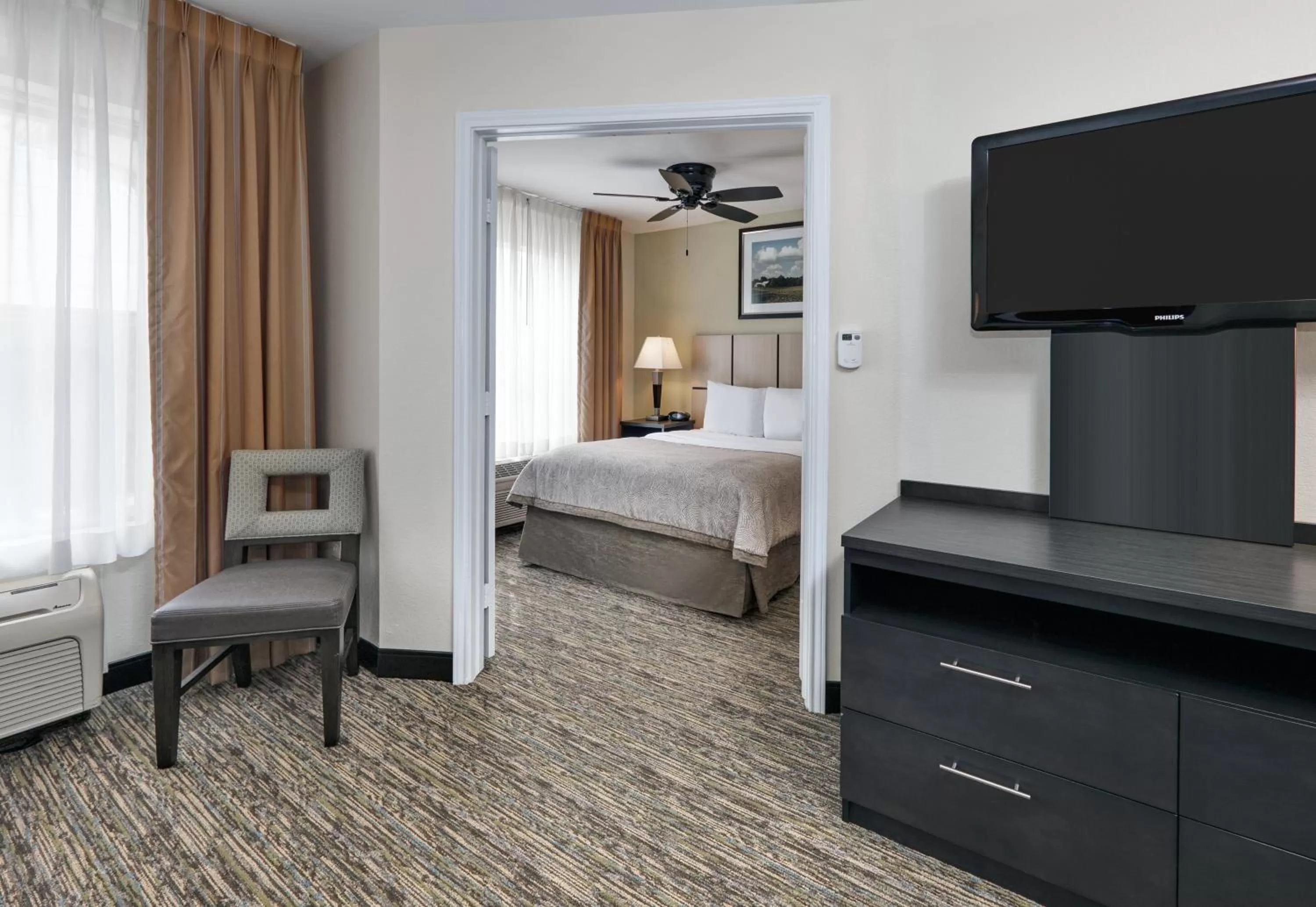 Photo of the whole room, Bed in Candlewood Suites Dallas Market Center-Love Field by IHG