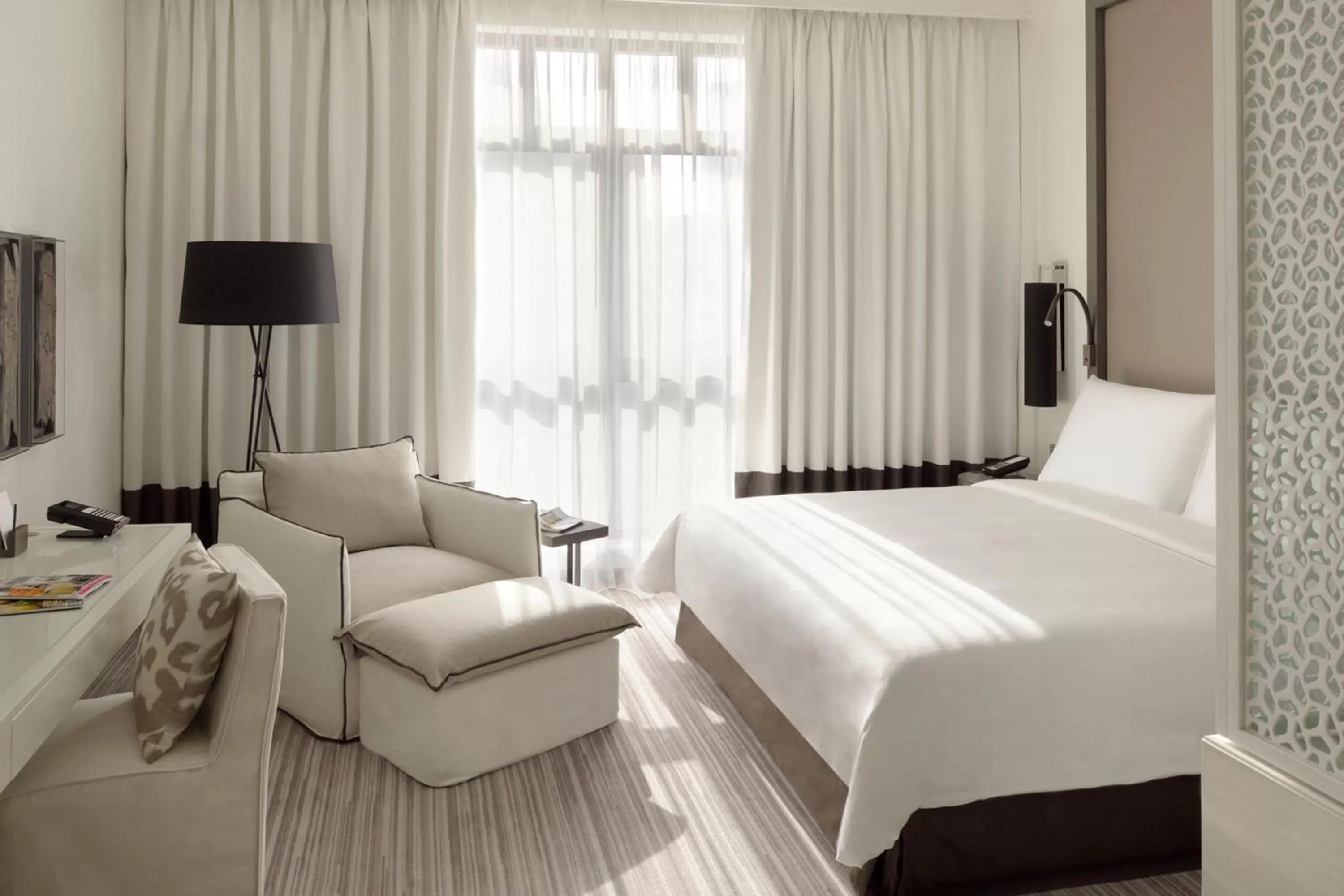 Swimming pool in Vida Downtown