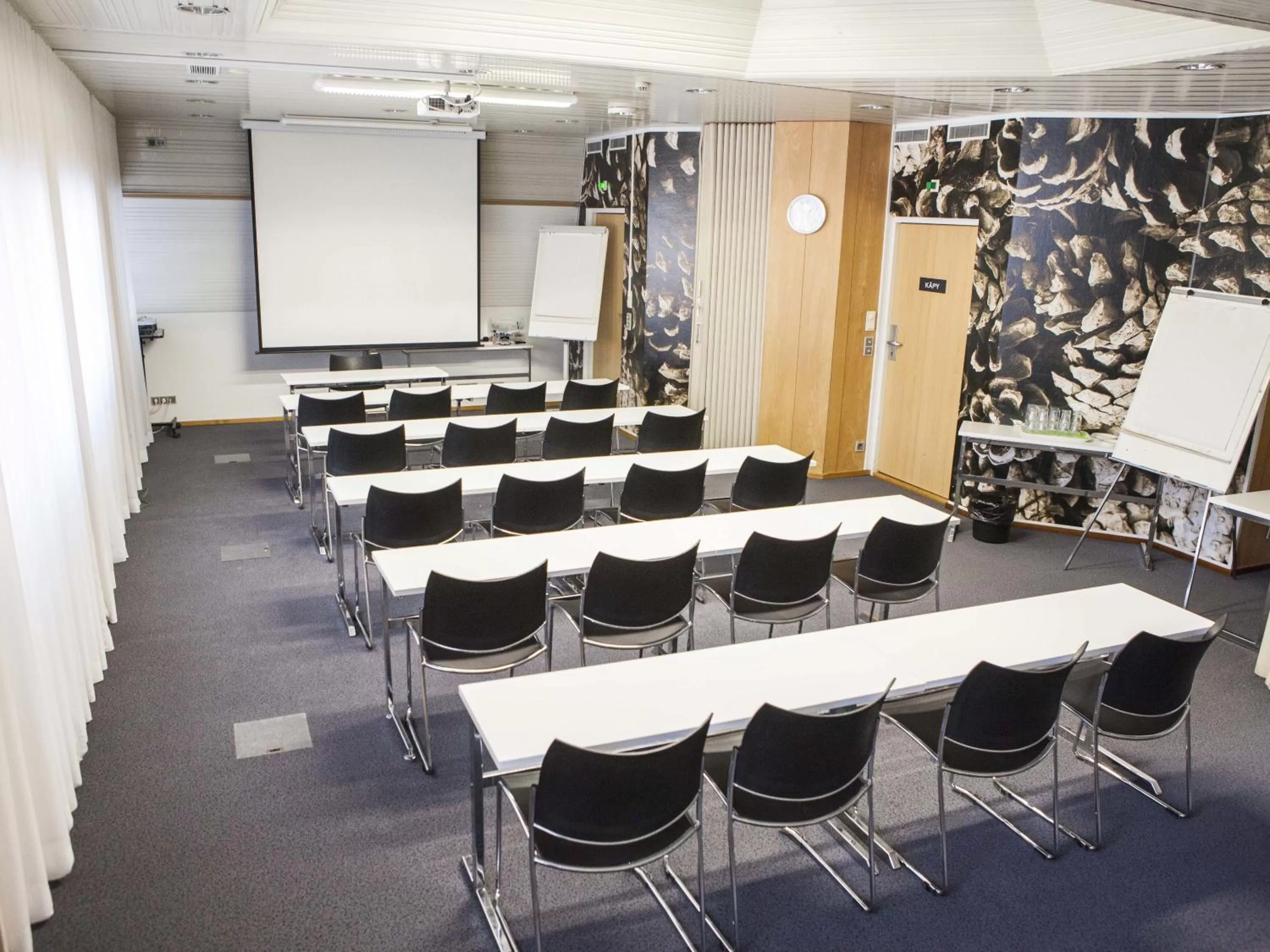 Decorative detail in Finlandia Park Hotel Helsinki