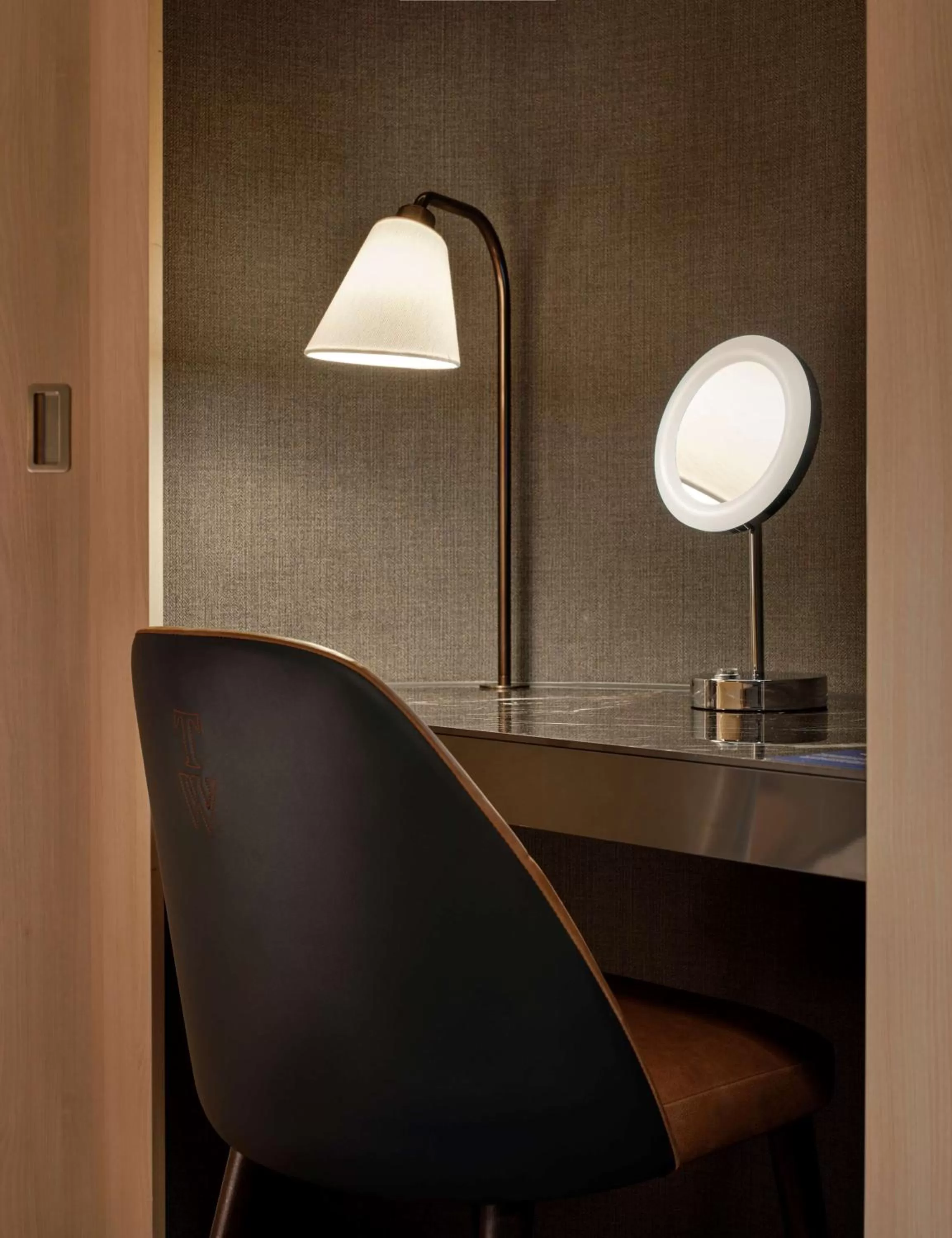 Bedroom in The Westminster London, Curio Collection by Hilton