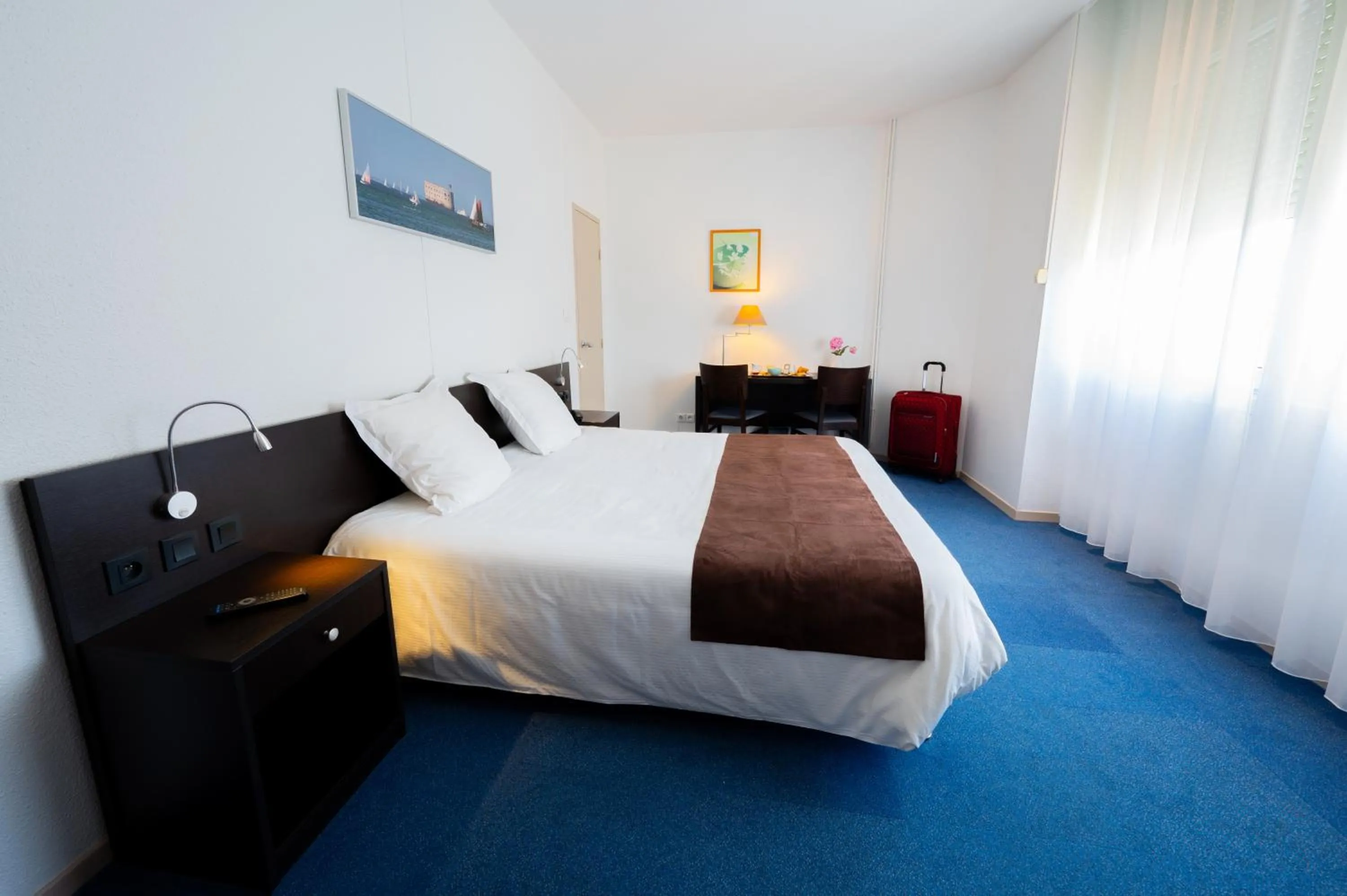 Bed in Hôtel & Restaurant des Remparts