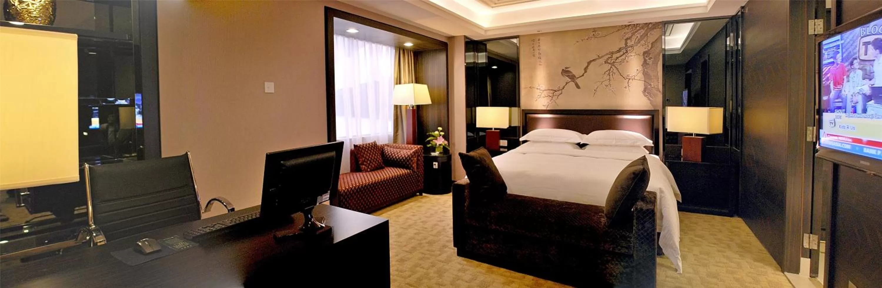 Bedroom, Bed in Zhongshan International Hotel
