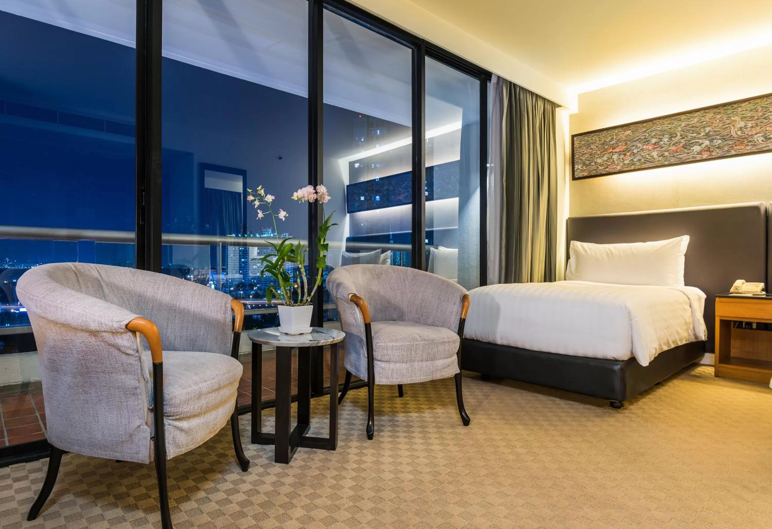 Bed in Chatrium Sathon Bangkok