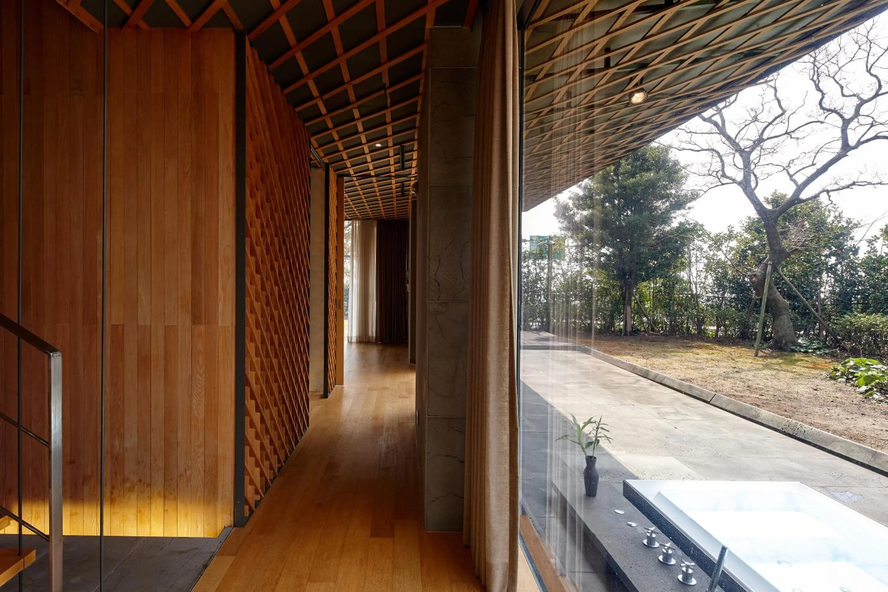 Area and facilities in Lotte Resort Jeju Artvillas