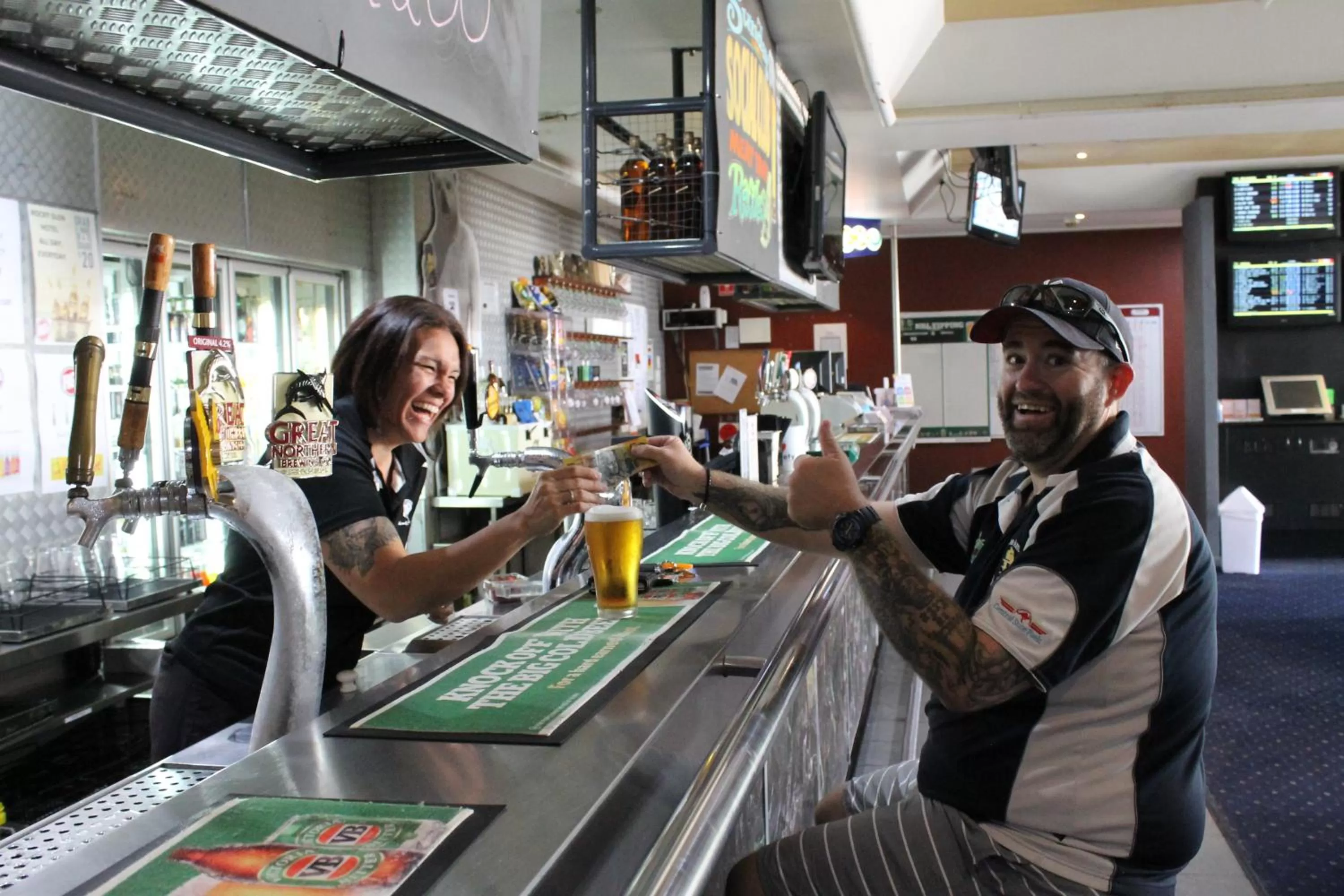 Lounge or bar in Rocky Glen Hotel Motel Gladstone