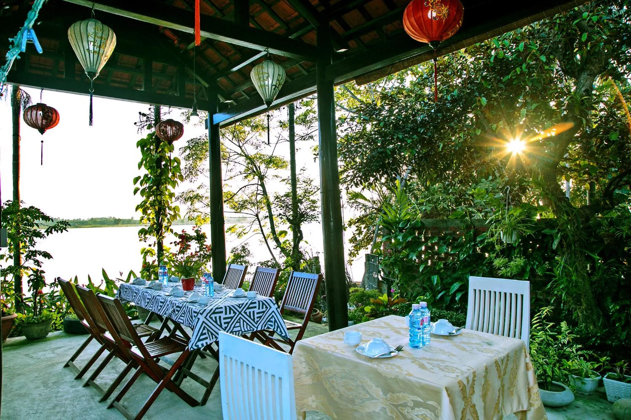 Patio in Thu Bon Riverside Homestay