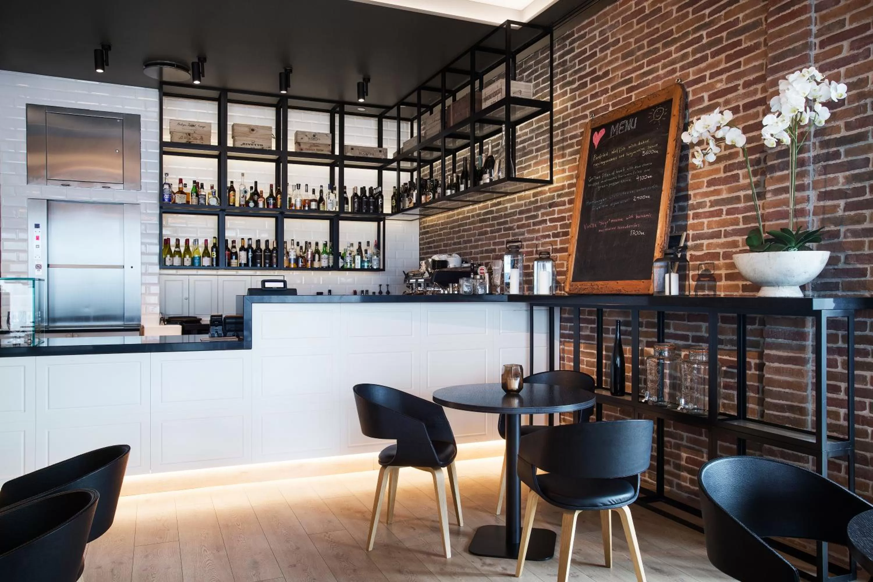 Lounge or bar in Hotel Ísland – Spa & Wellness Hotel