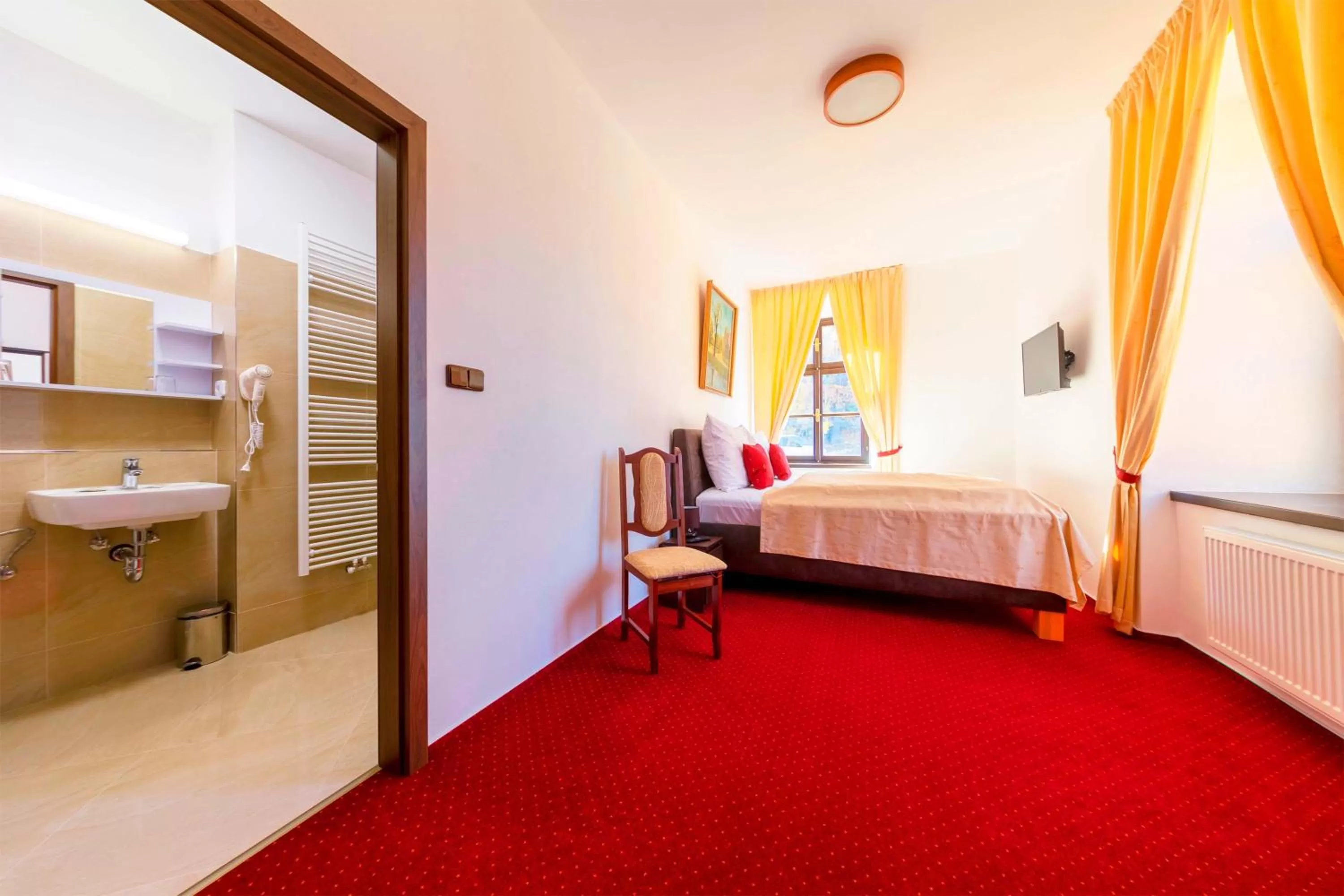 Bed in Vila Lovců králových