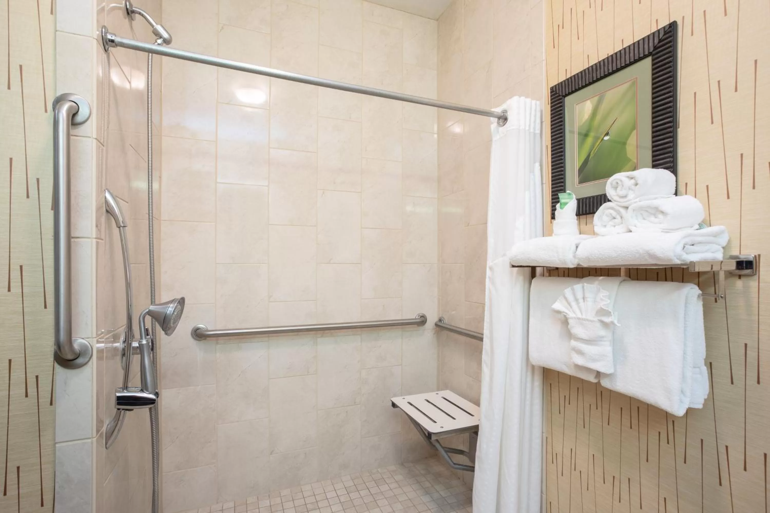 Bathroom in Holiday Inn Express Hotel & Suites Gillette by IHG