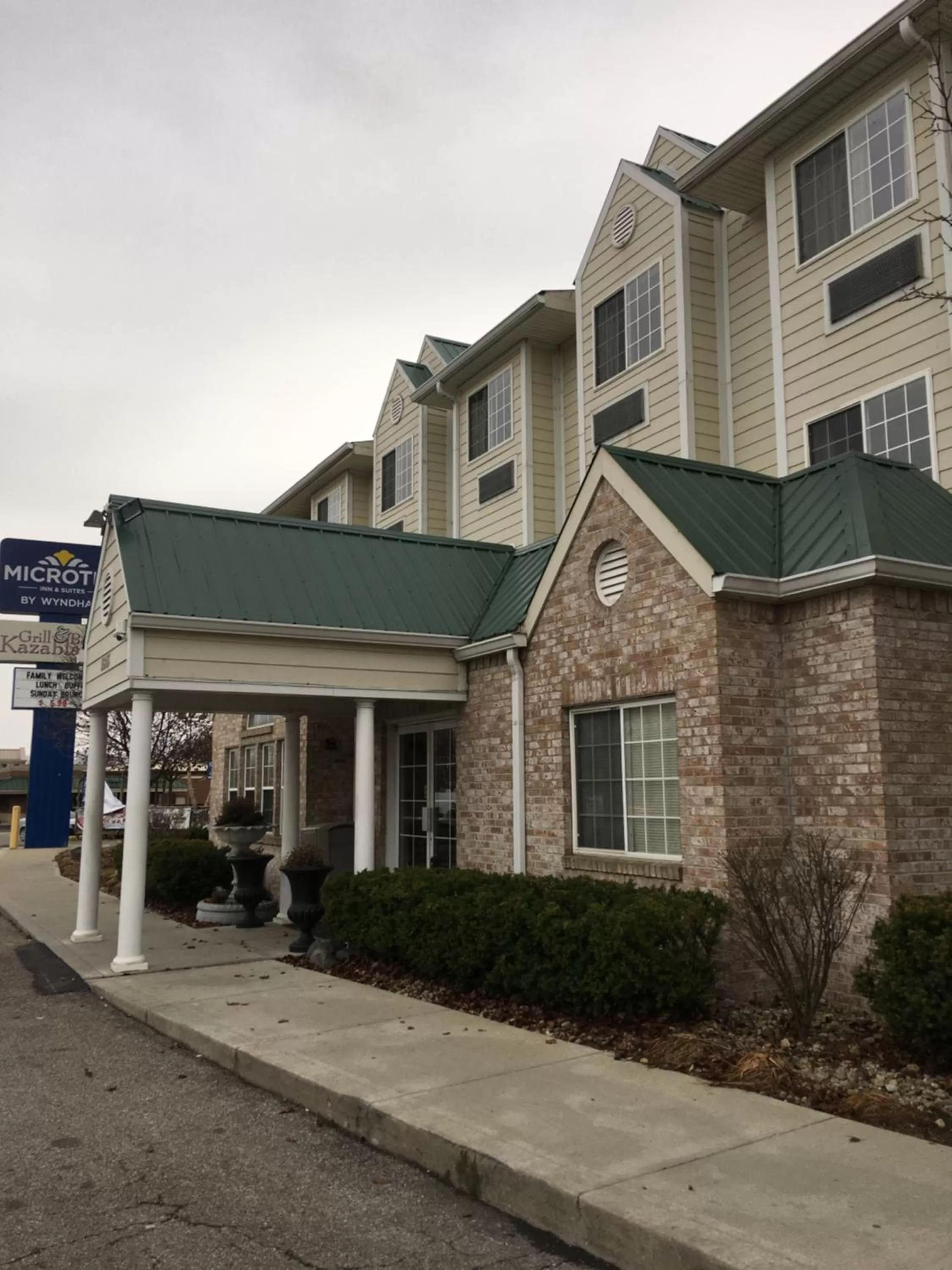 Microtel Inn & Suites by Wyndham Indianapolis Airport