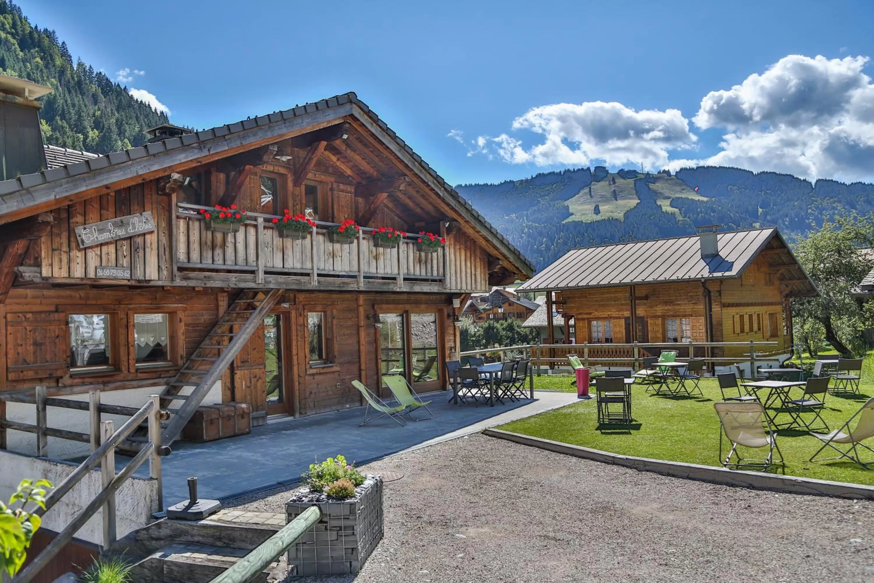 Bed and Breakfast Chalet Manava