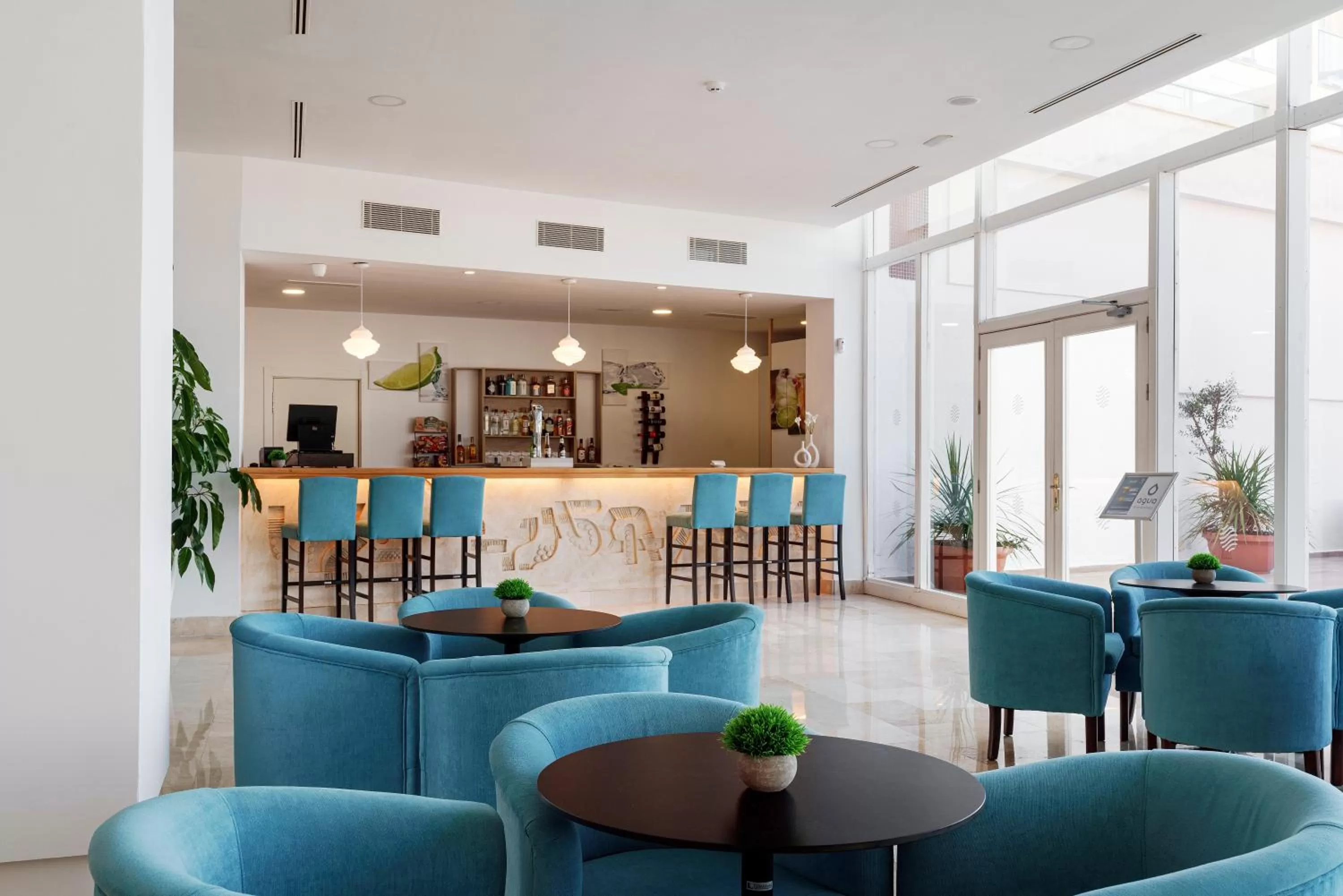 Lounge or bar in AluaSun Doblemar