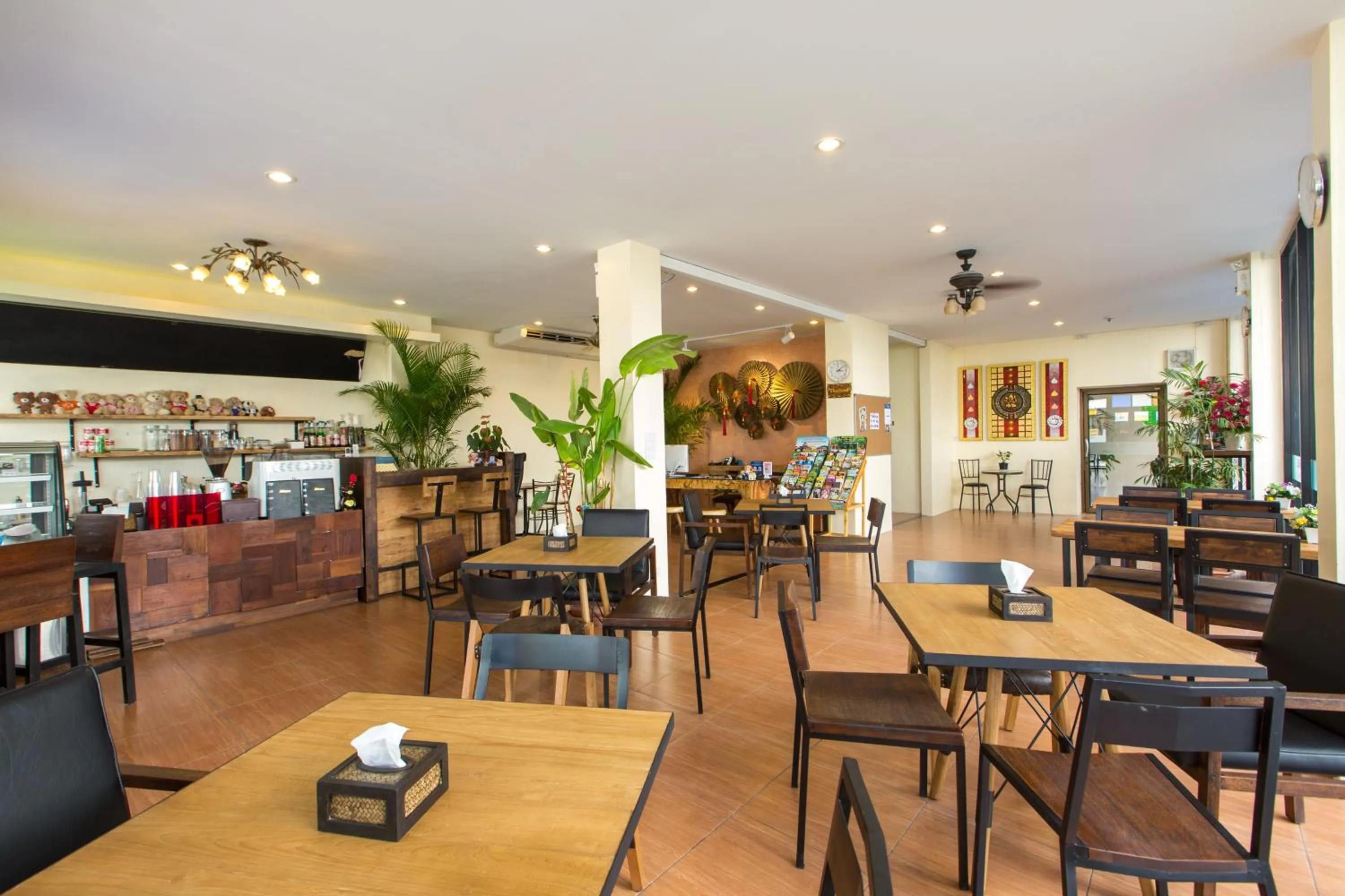 Lobby or reception in Chiang Mai Waroros Boutique Hotel