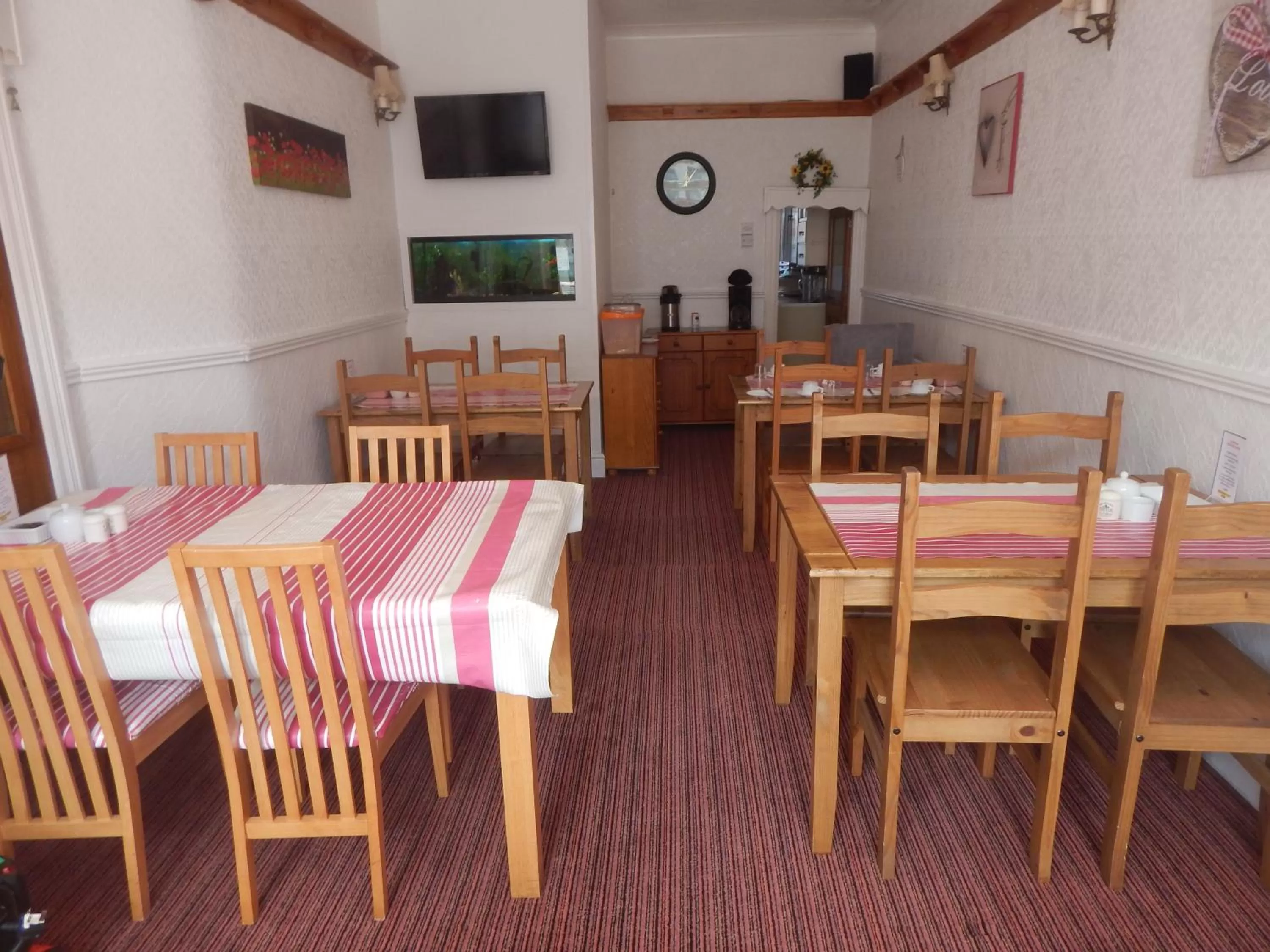 Llanryan Guest House