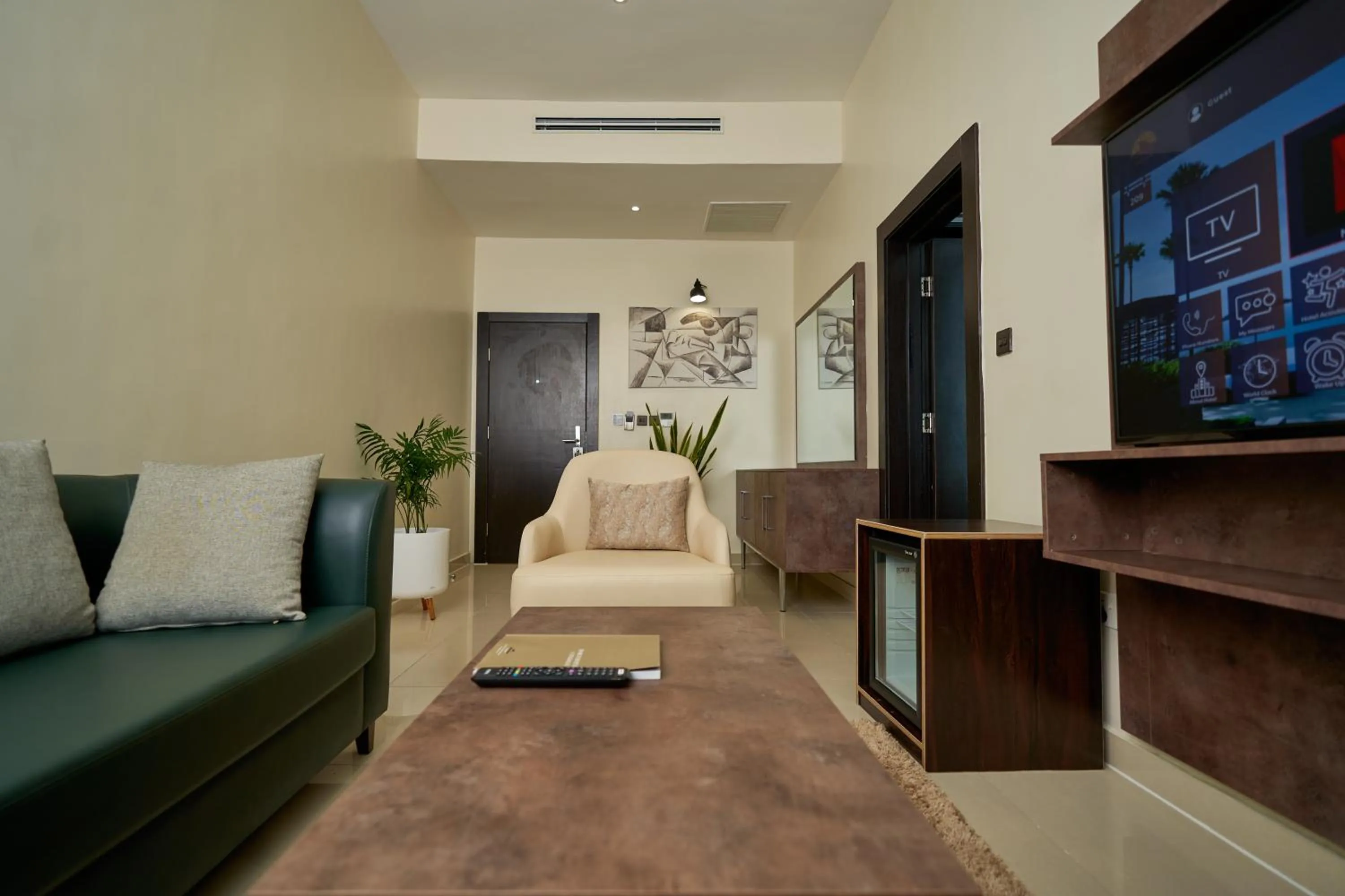 TV and multimedia in Monty Suites Lekki