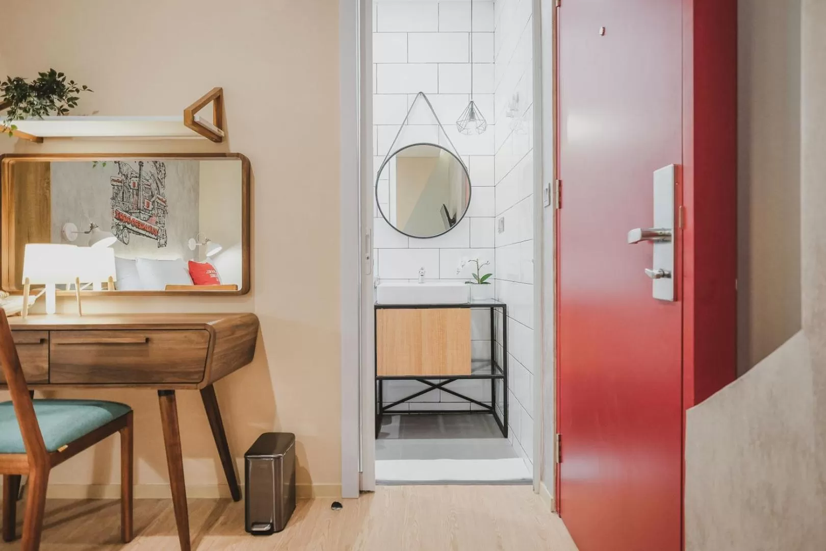 Bedroom in RedDoorz Plus @ Thamrin