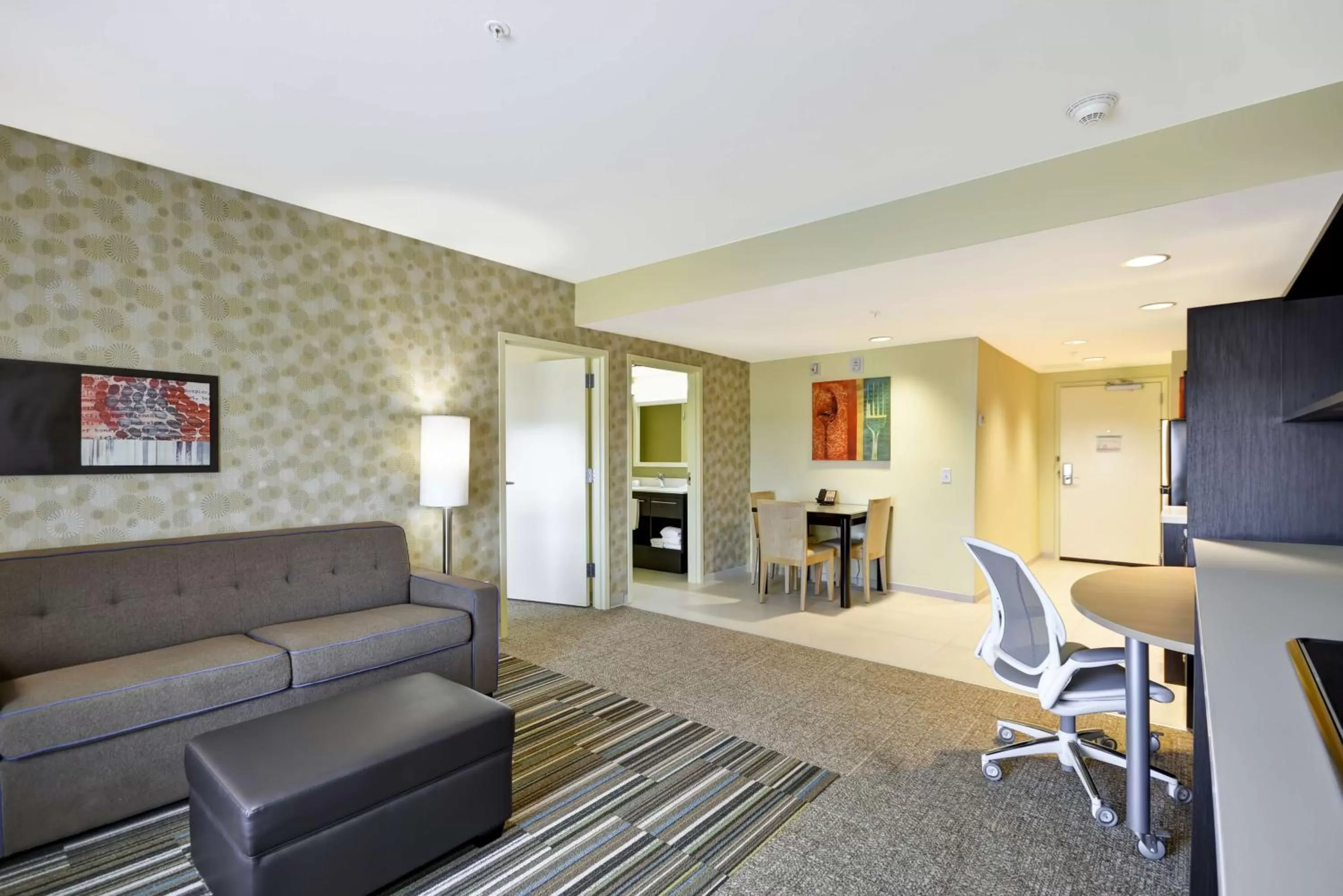 Bedroom in Home2 Suites By Hilton Oswego