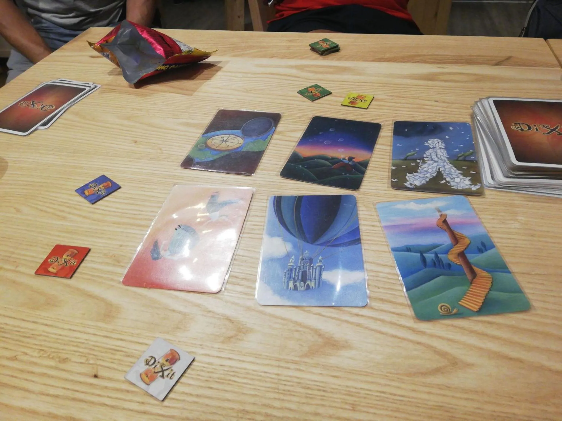 Kinnon Deluxe Hostel Coworking Cafe