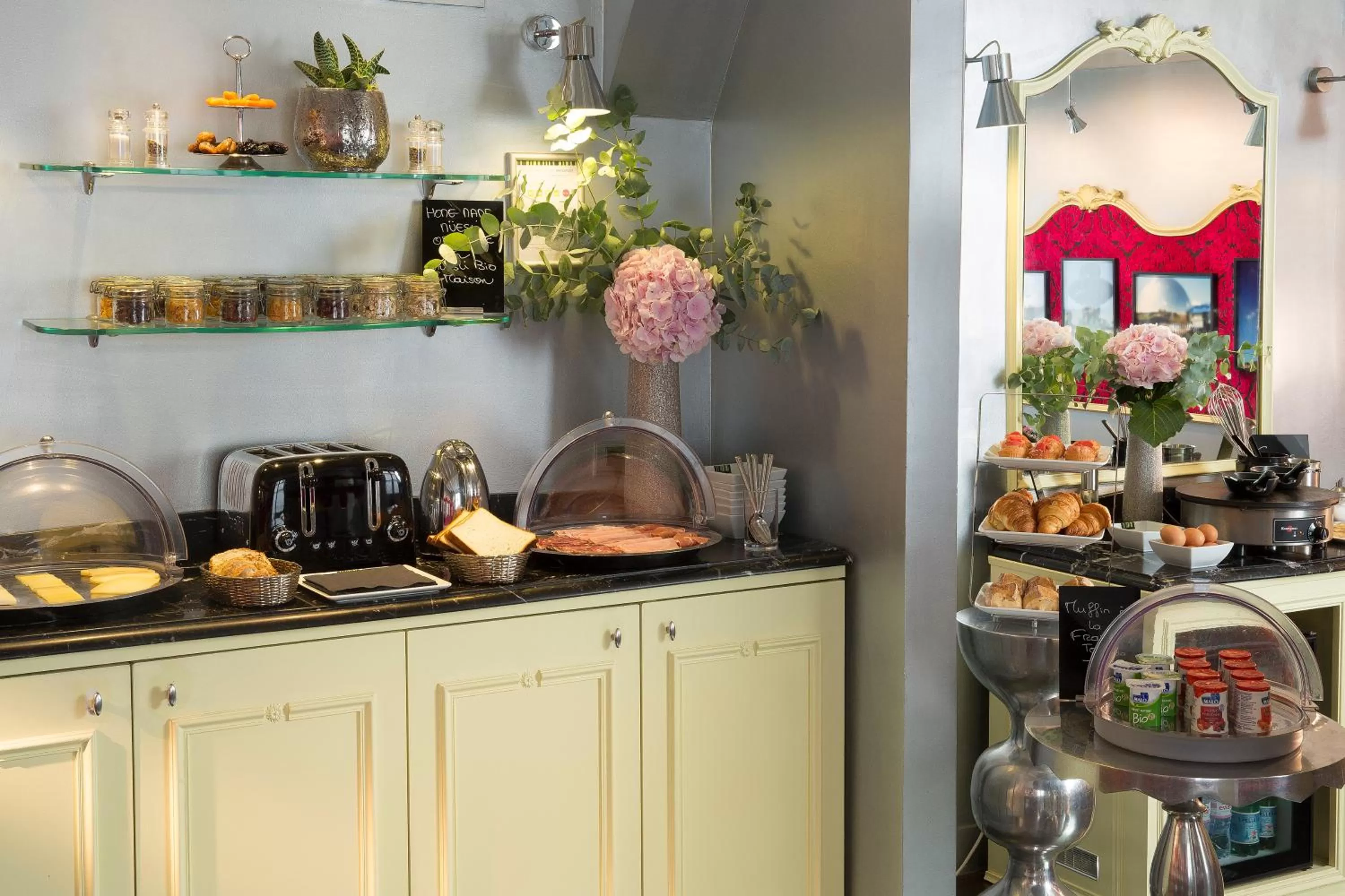 Food in Hotel Design Sorbonne